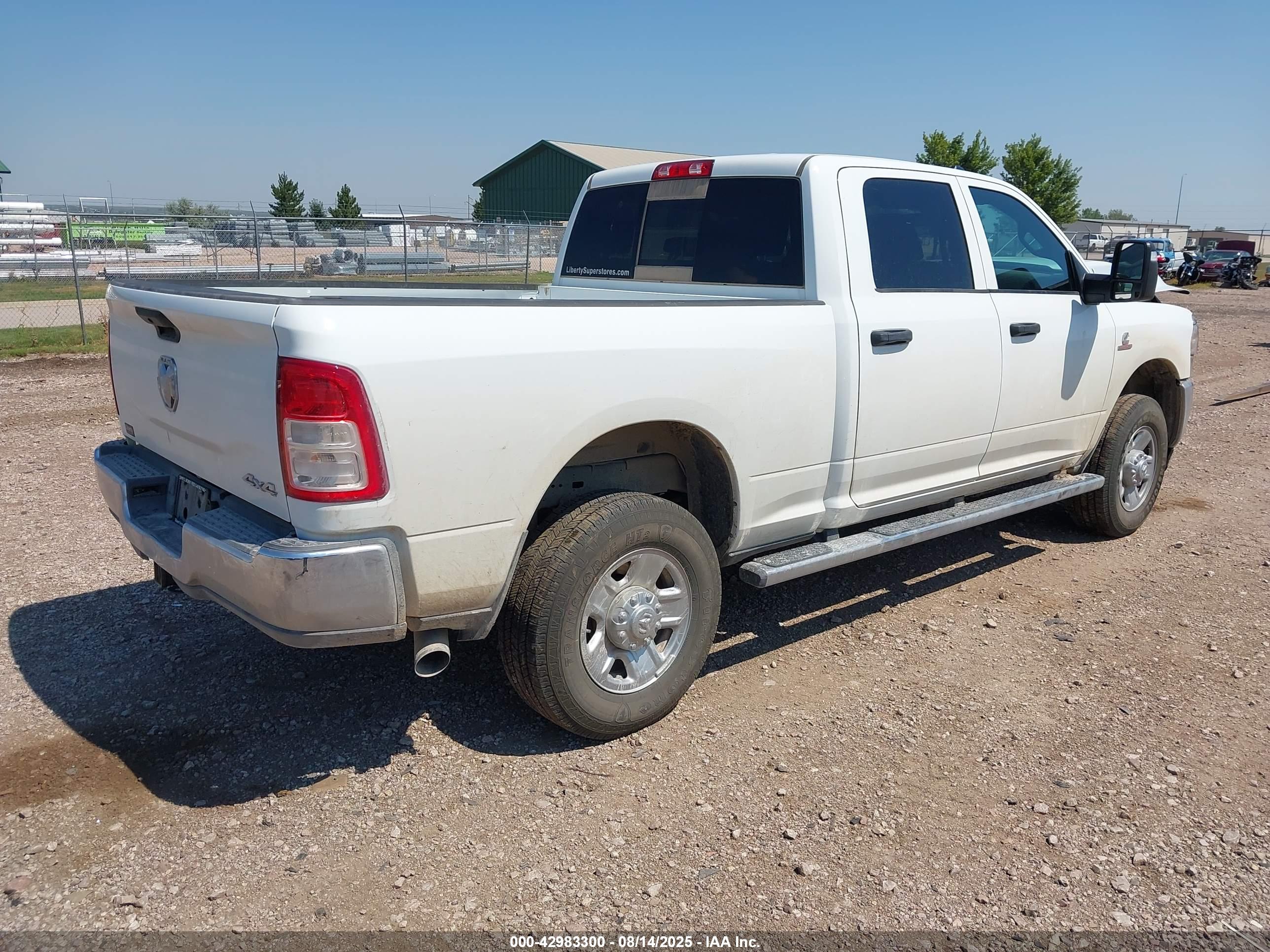 RAM 2500 image 4