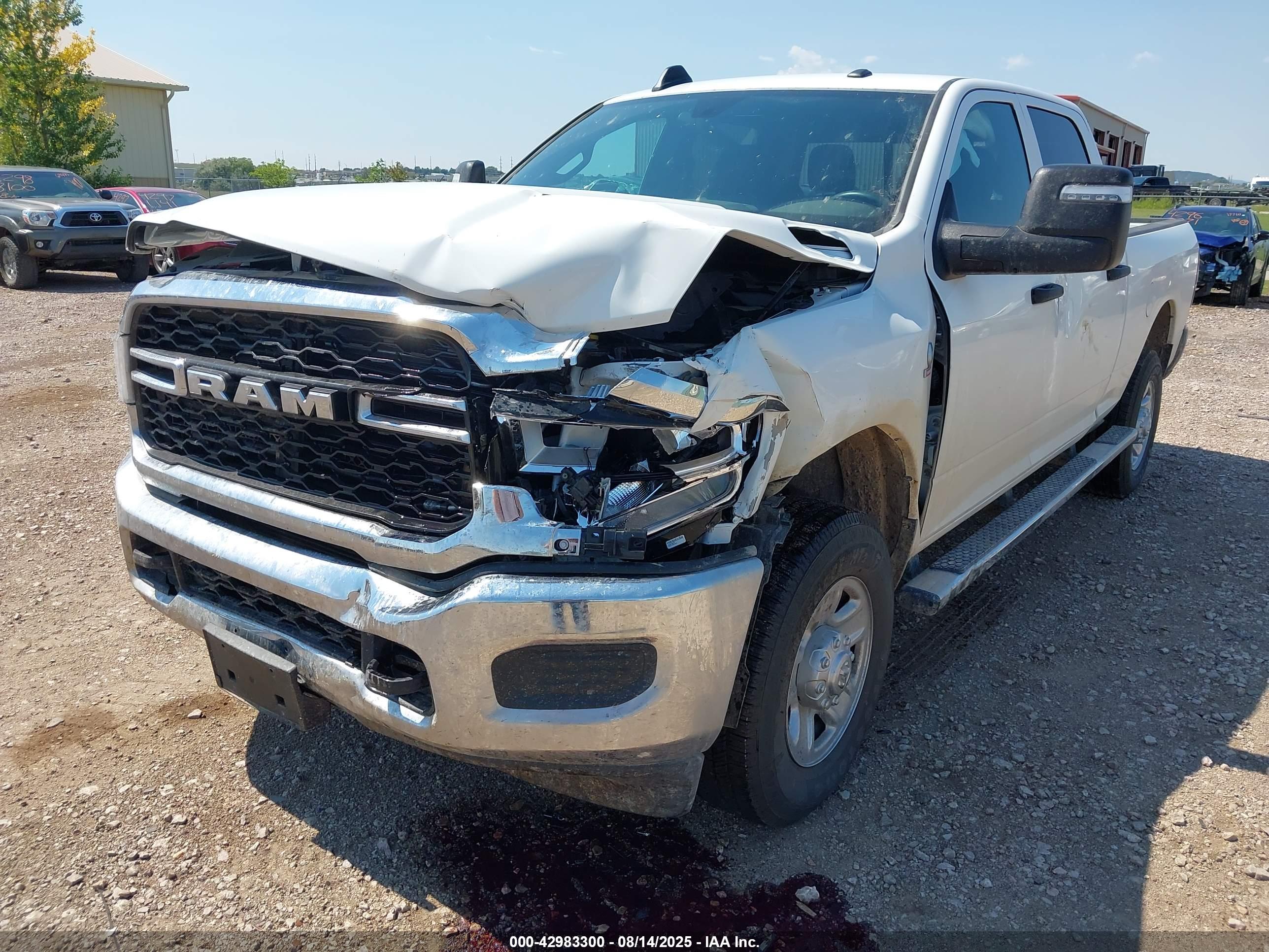 RAM 2500 image 6
