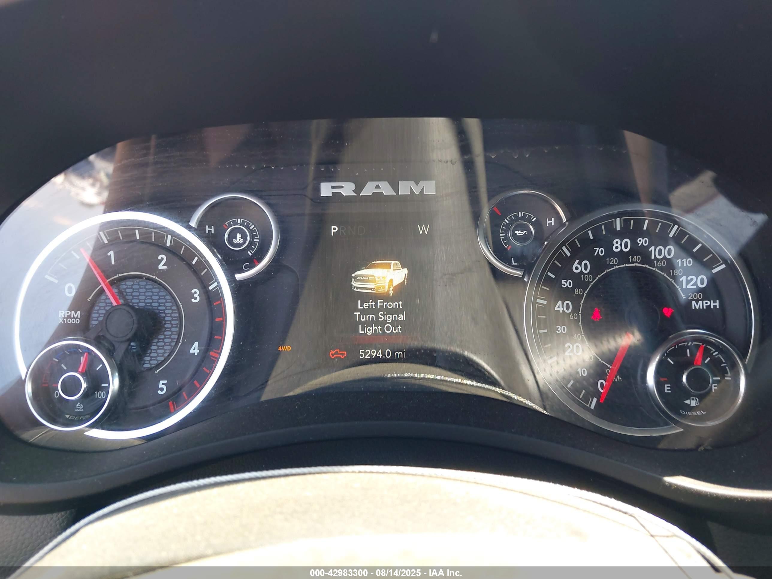 RAM 2500 image 7