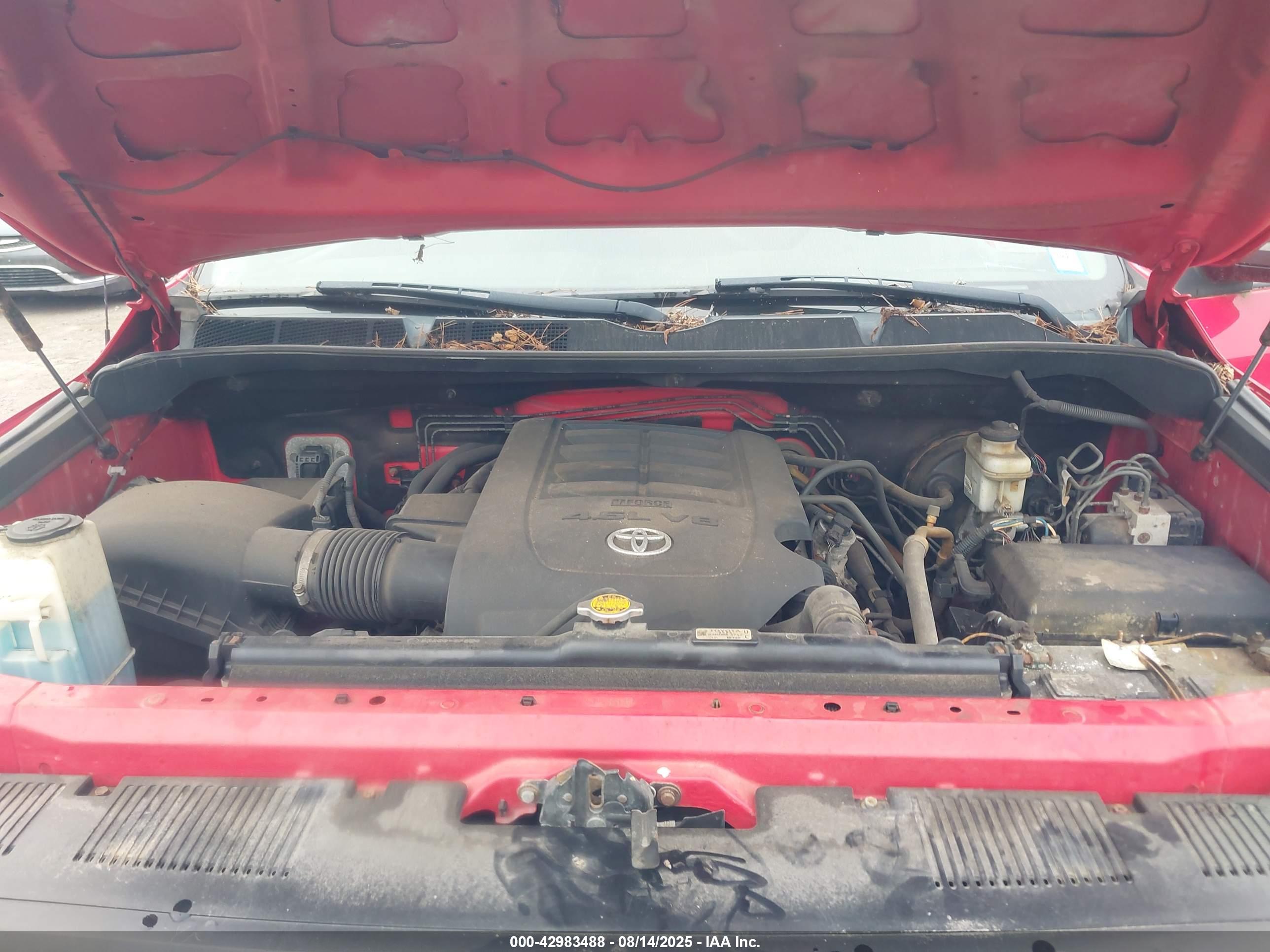 TOYOTA TUNDRA image 10