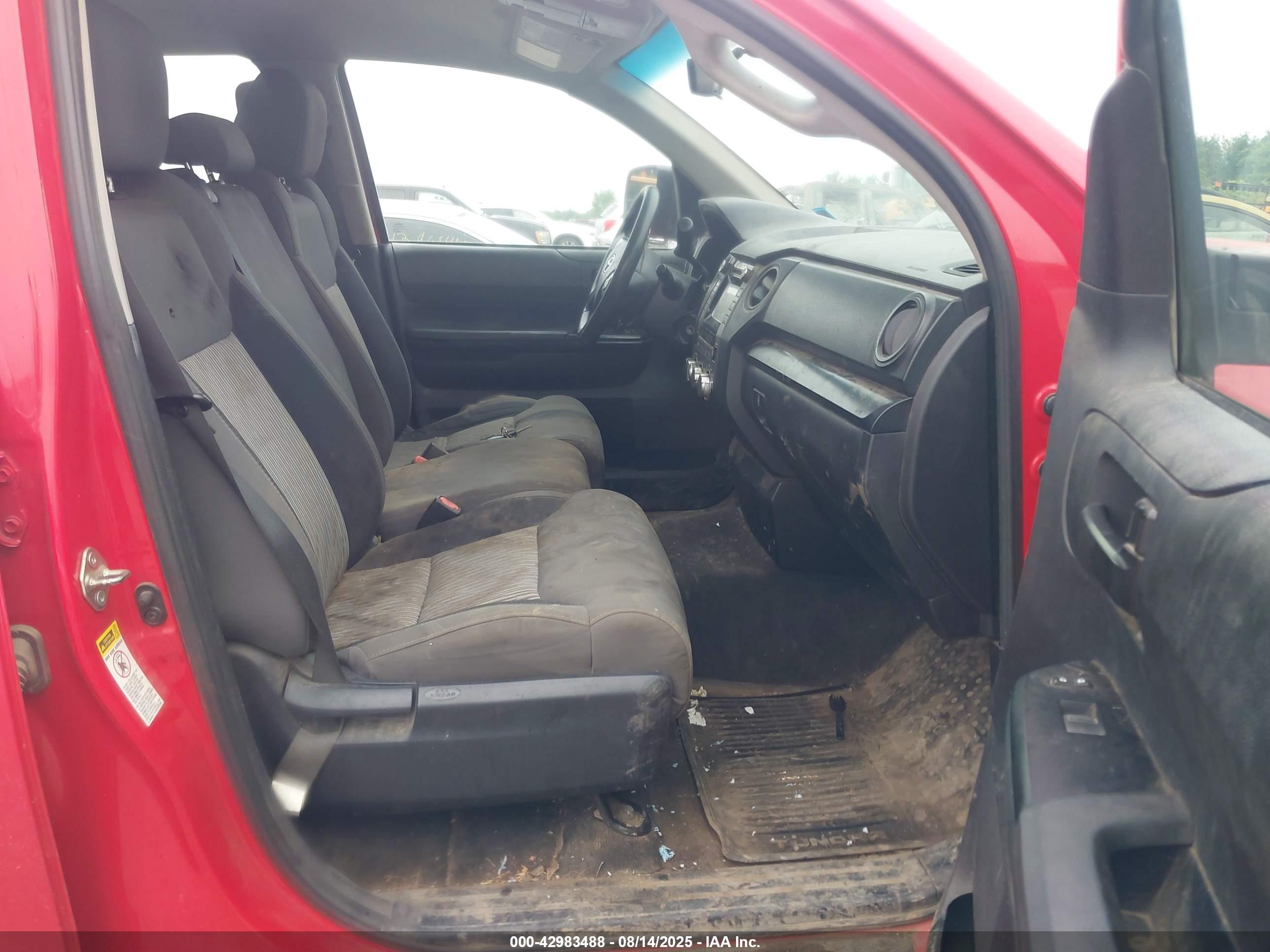 TOYOTA TUNDRA image 5