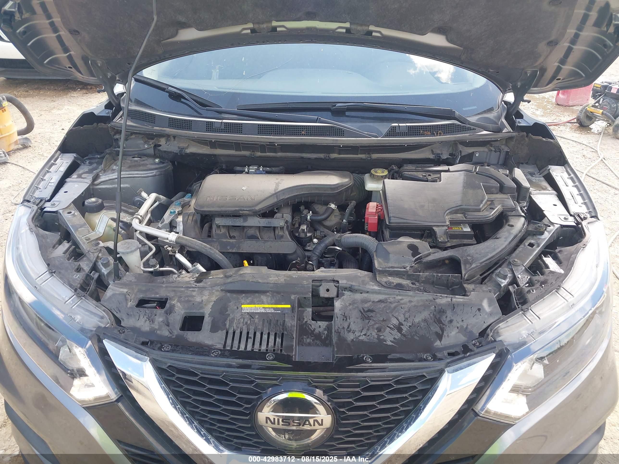 NISSAN ROGUE image 10