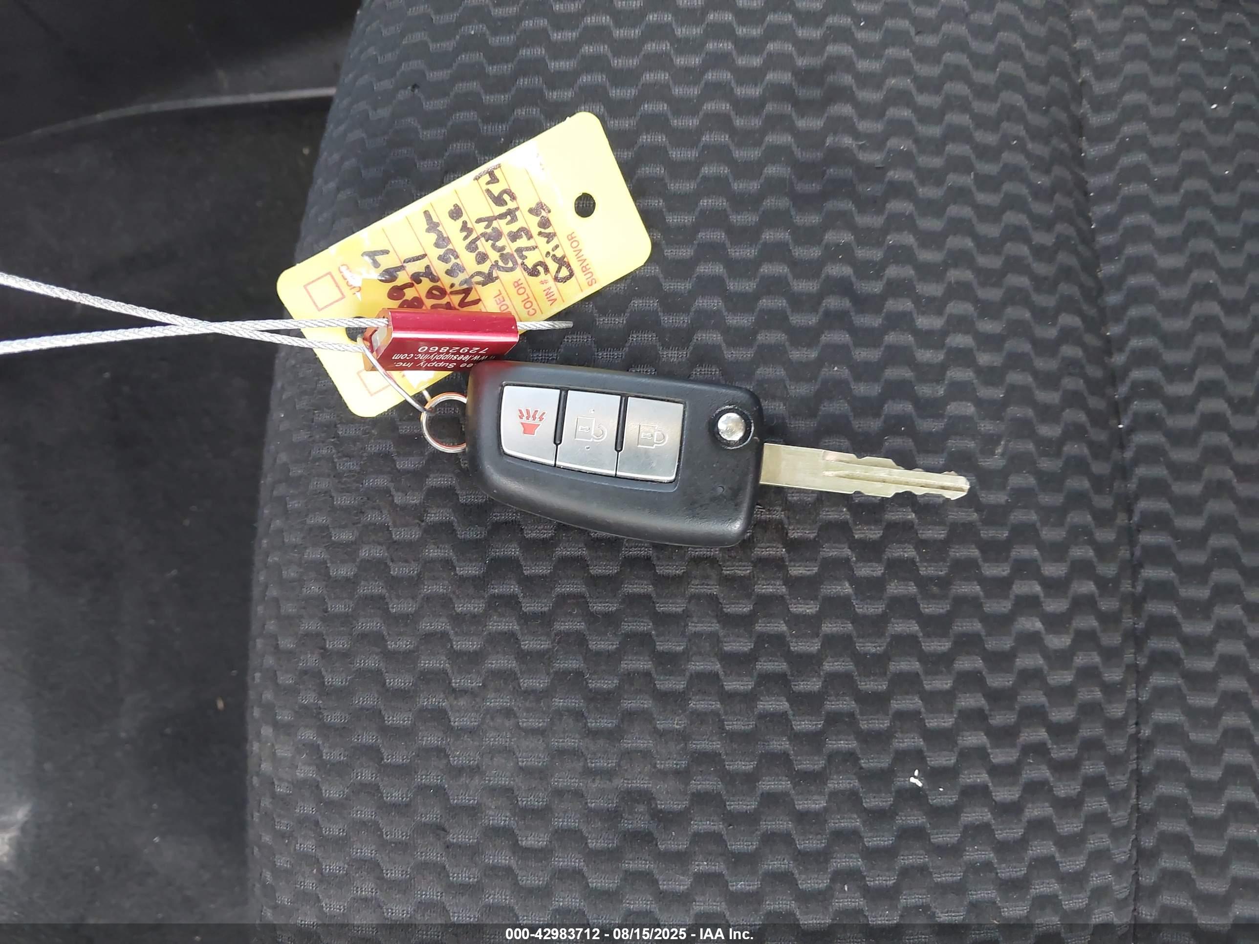 NISSAN ROGUE image 11
