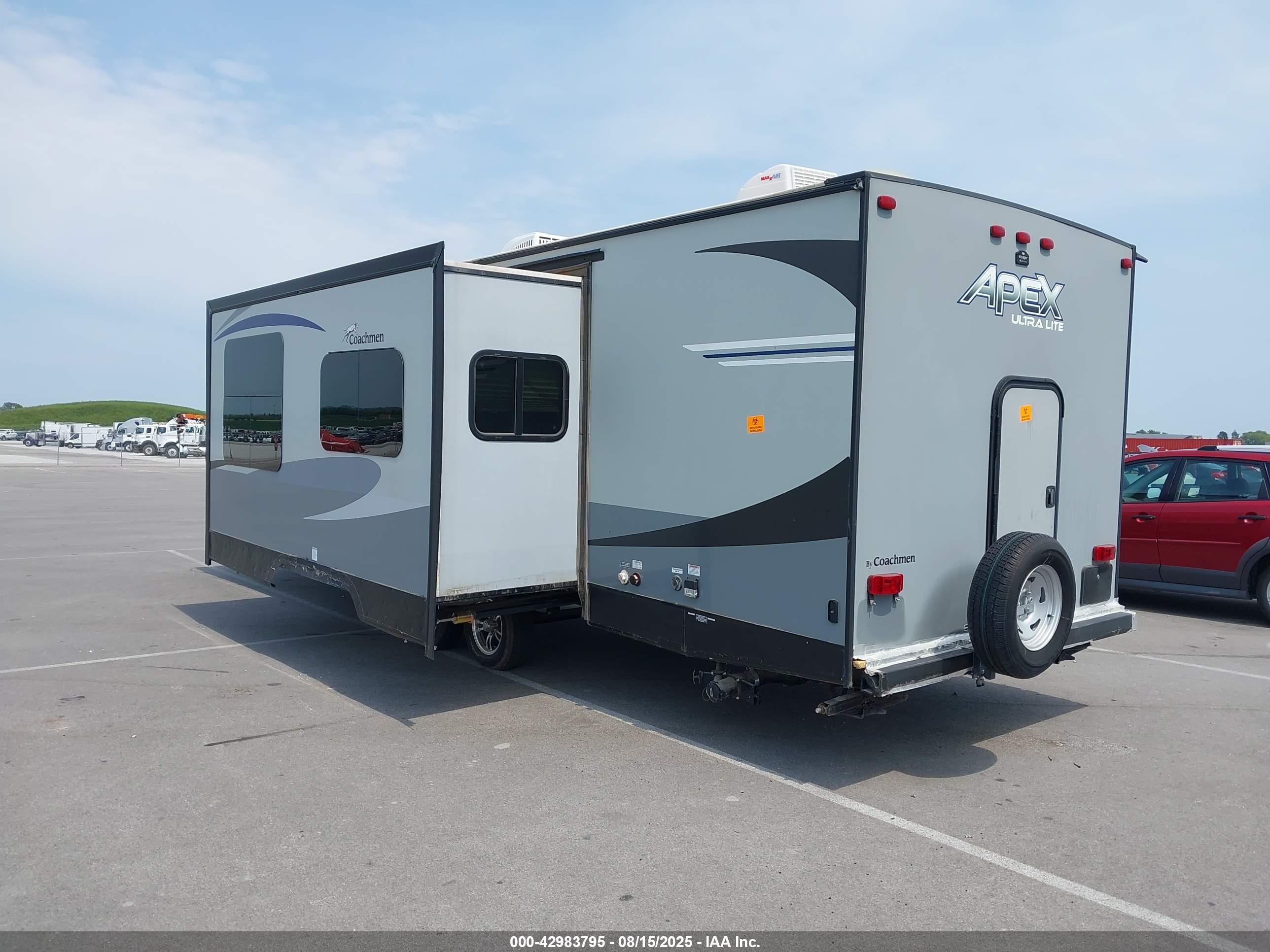 COACHMEN APEX image 3