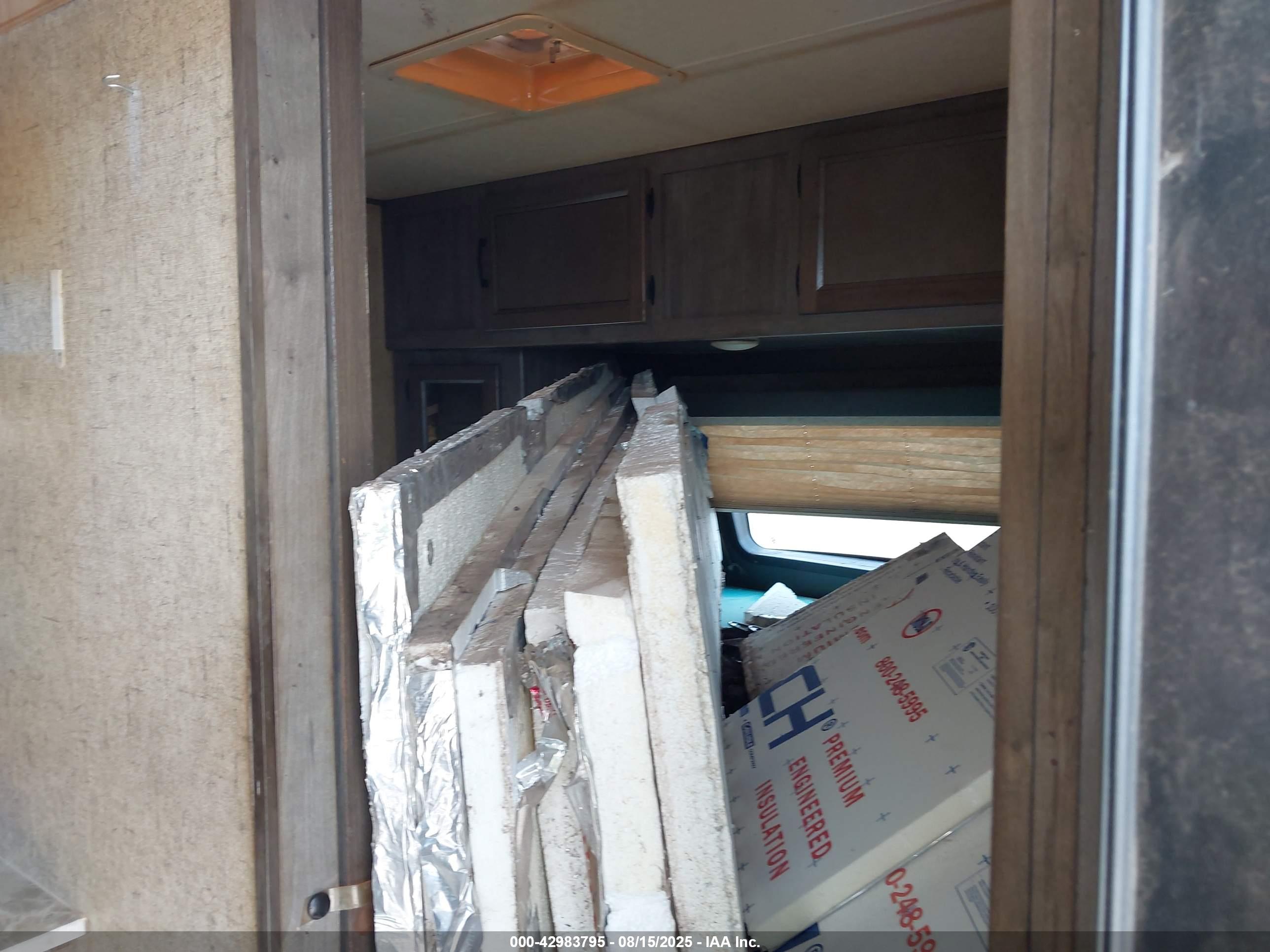 COACHMEN APEX image 5