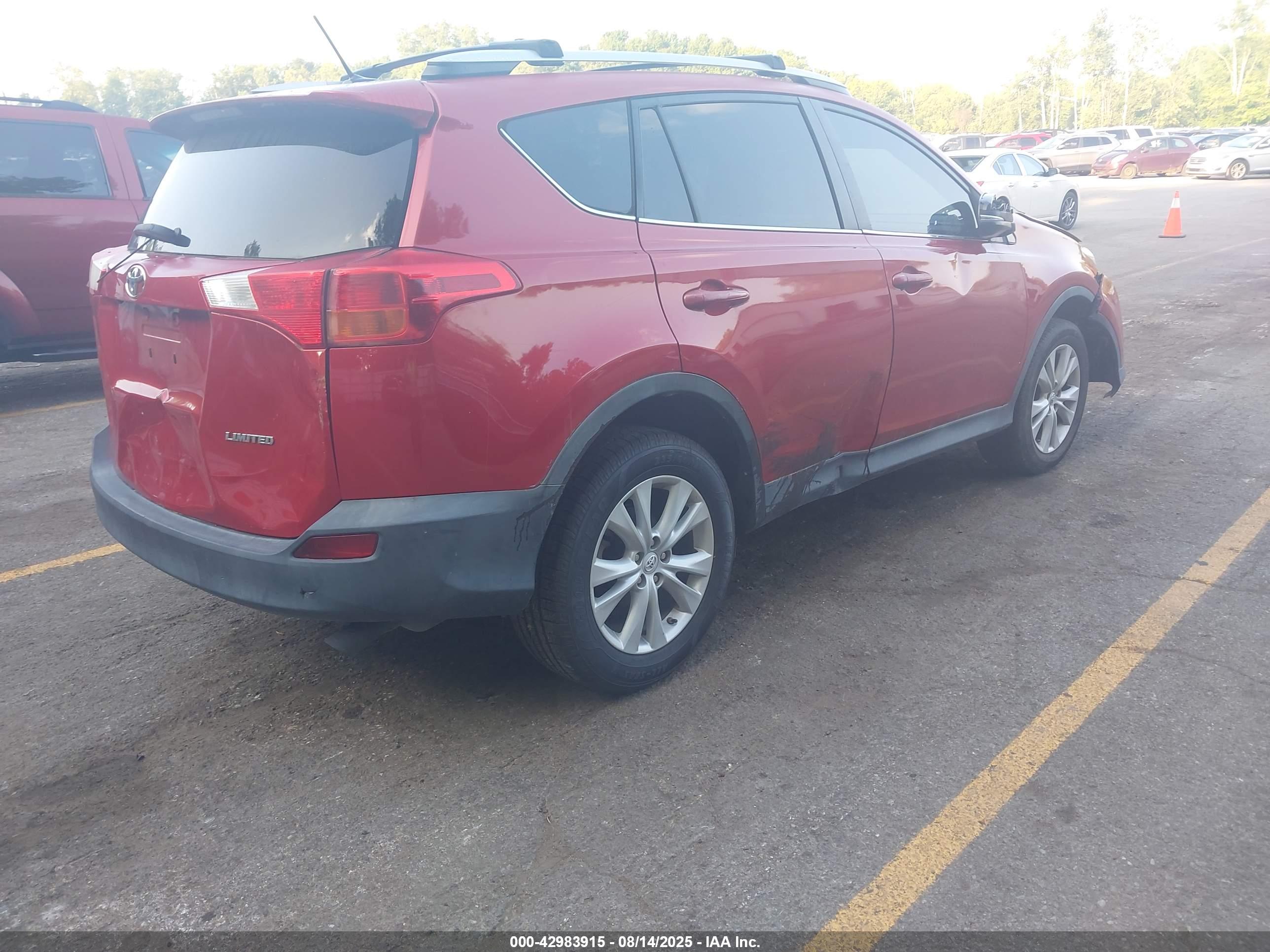 TOYOTA RAV4 image 4