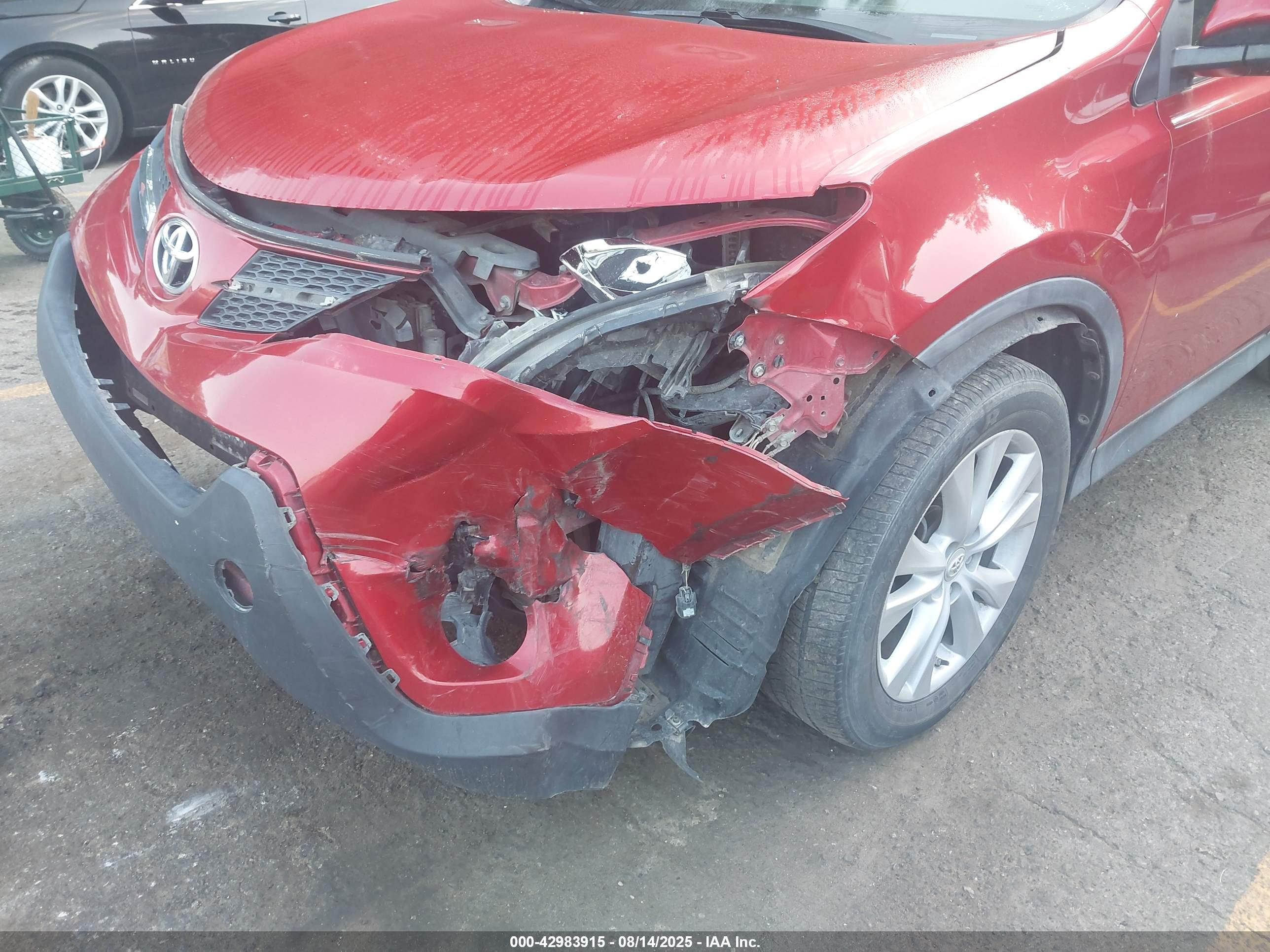 TOYOTA RAV4 image 6