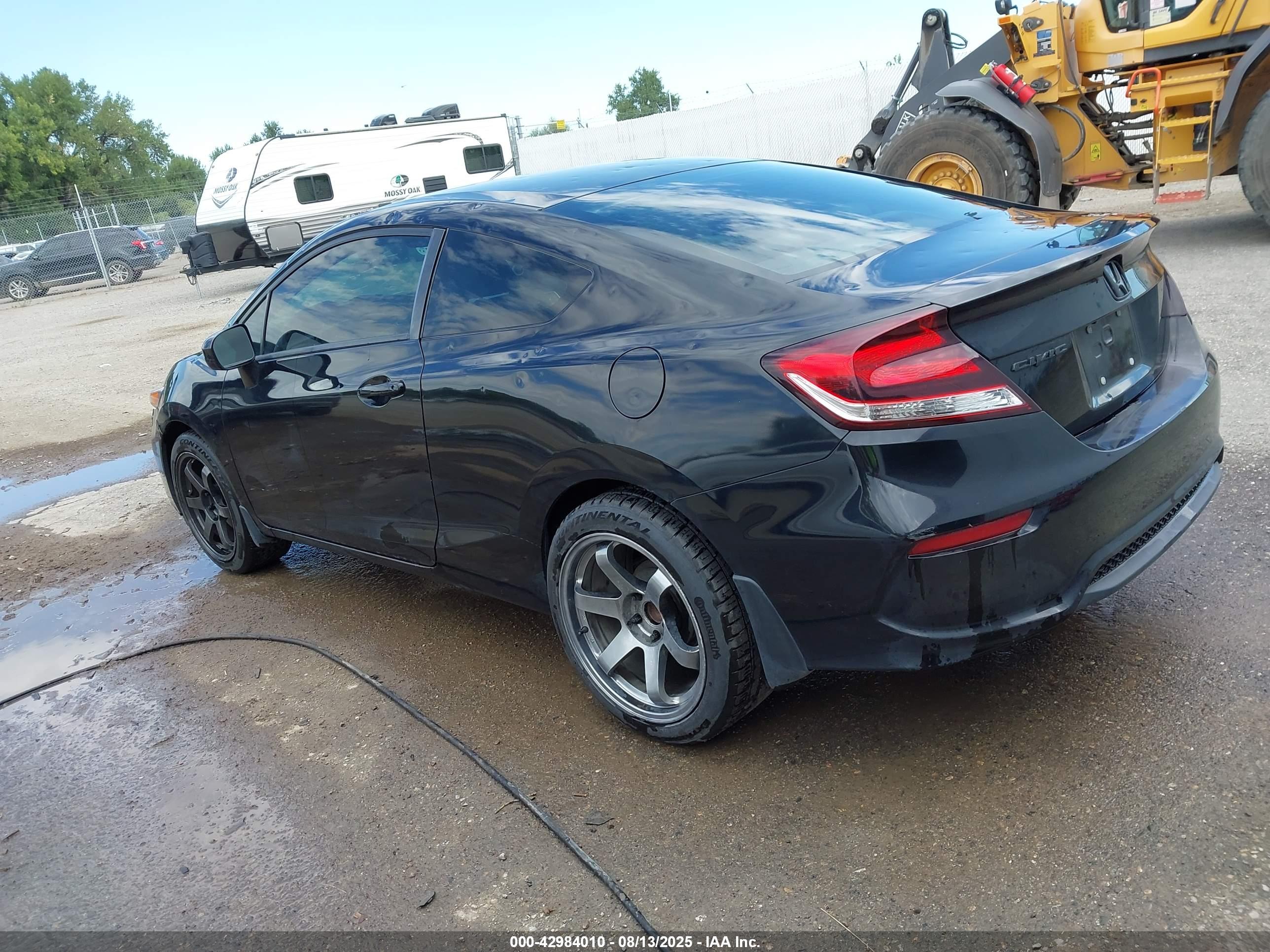 HONDA CIVIC image 3