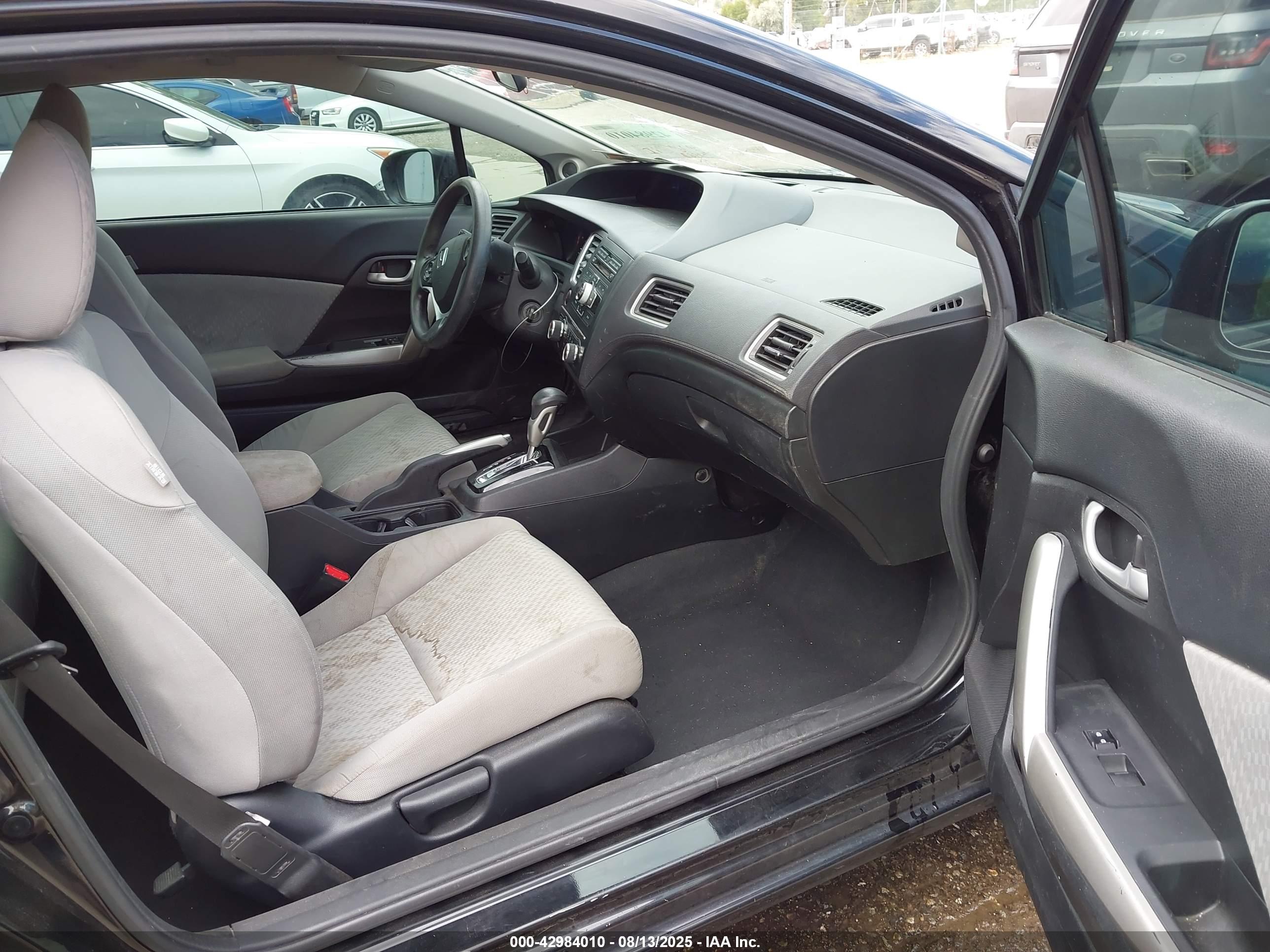HONDA CIVIC image 5