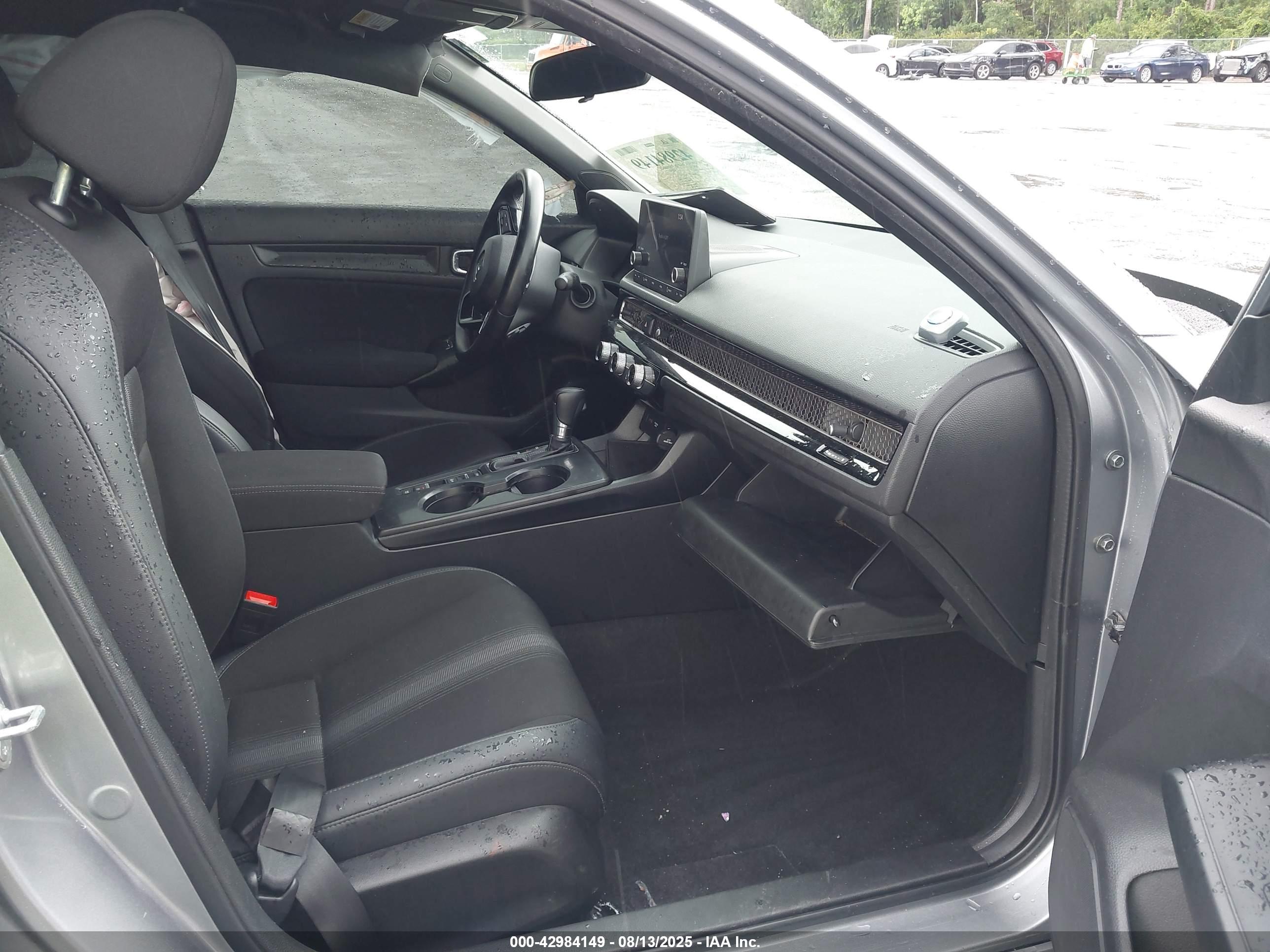 HONDA CIVIC image 5