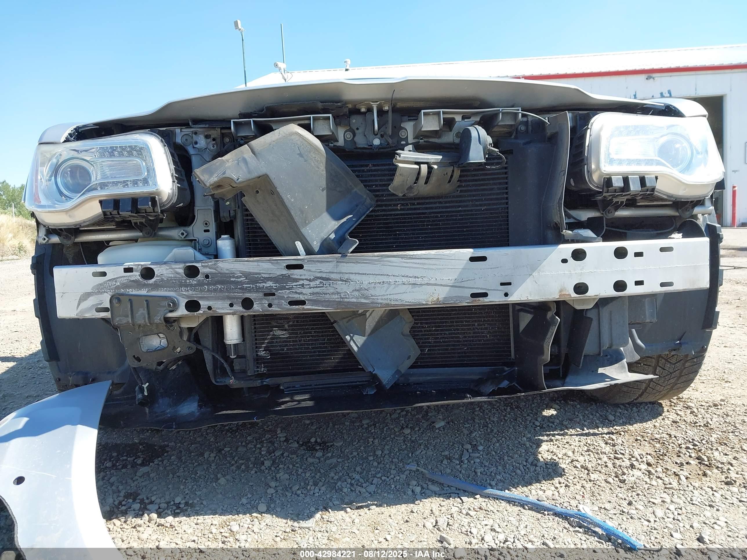 CHRYSLER 300 image 6