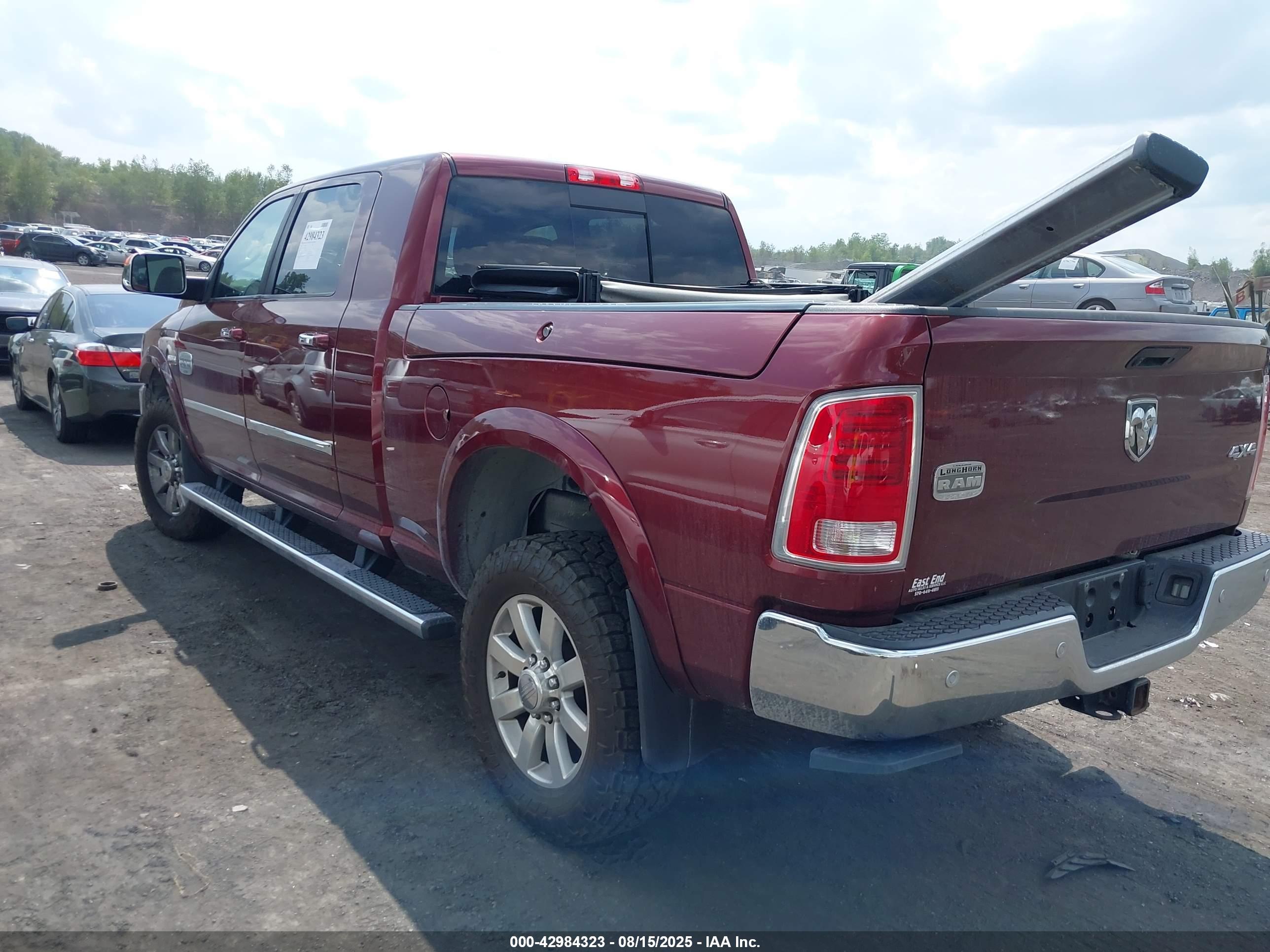 RAM 2500 image 3