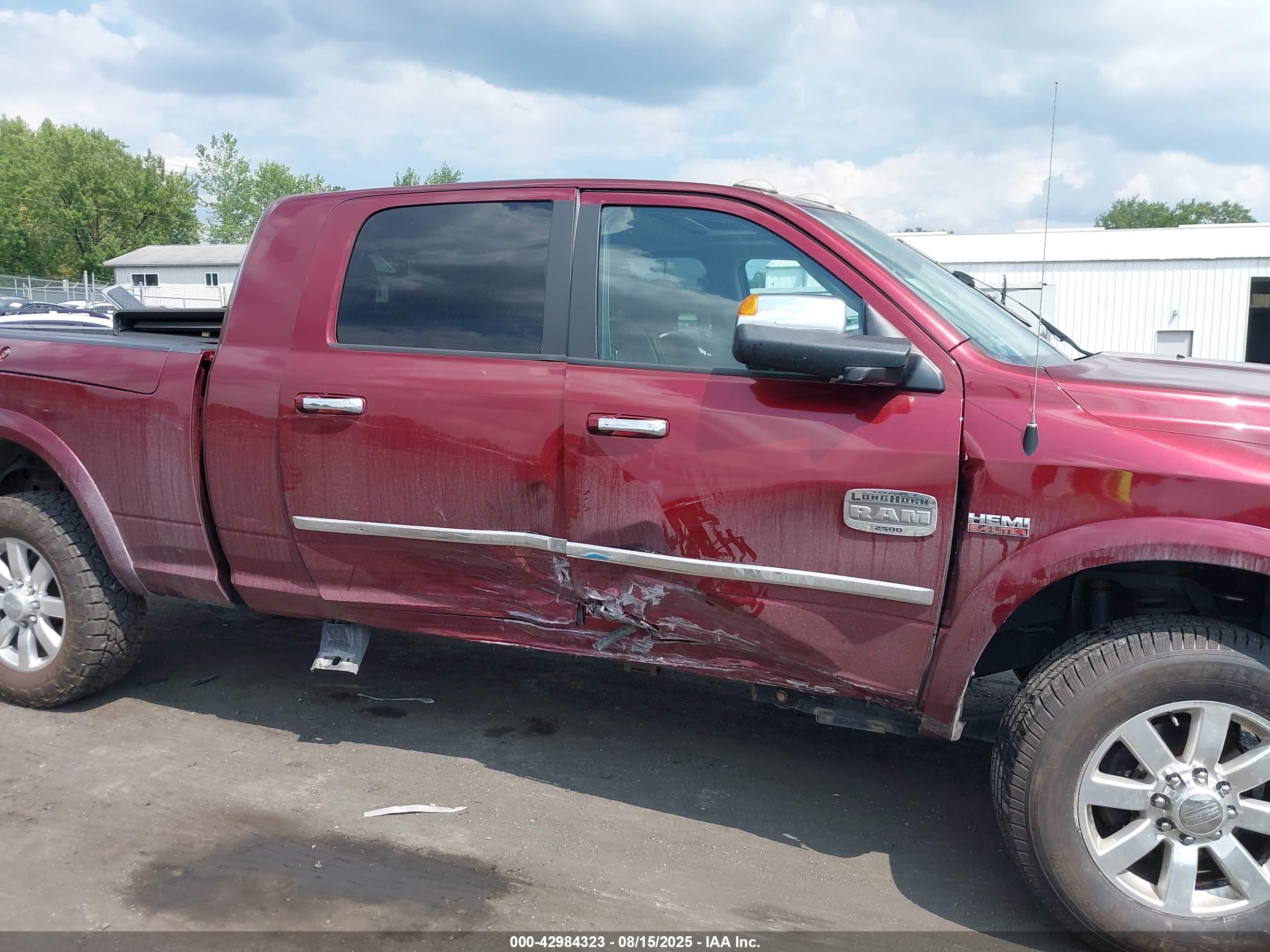 RAM 2500 image 6