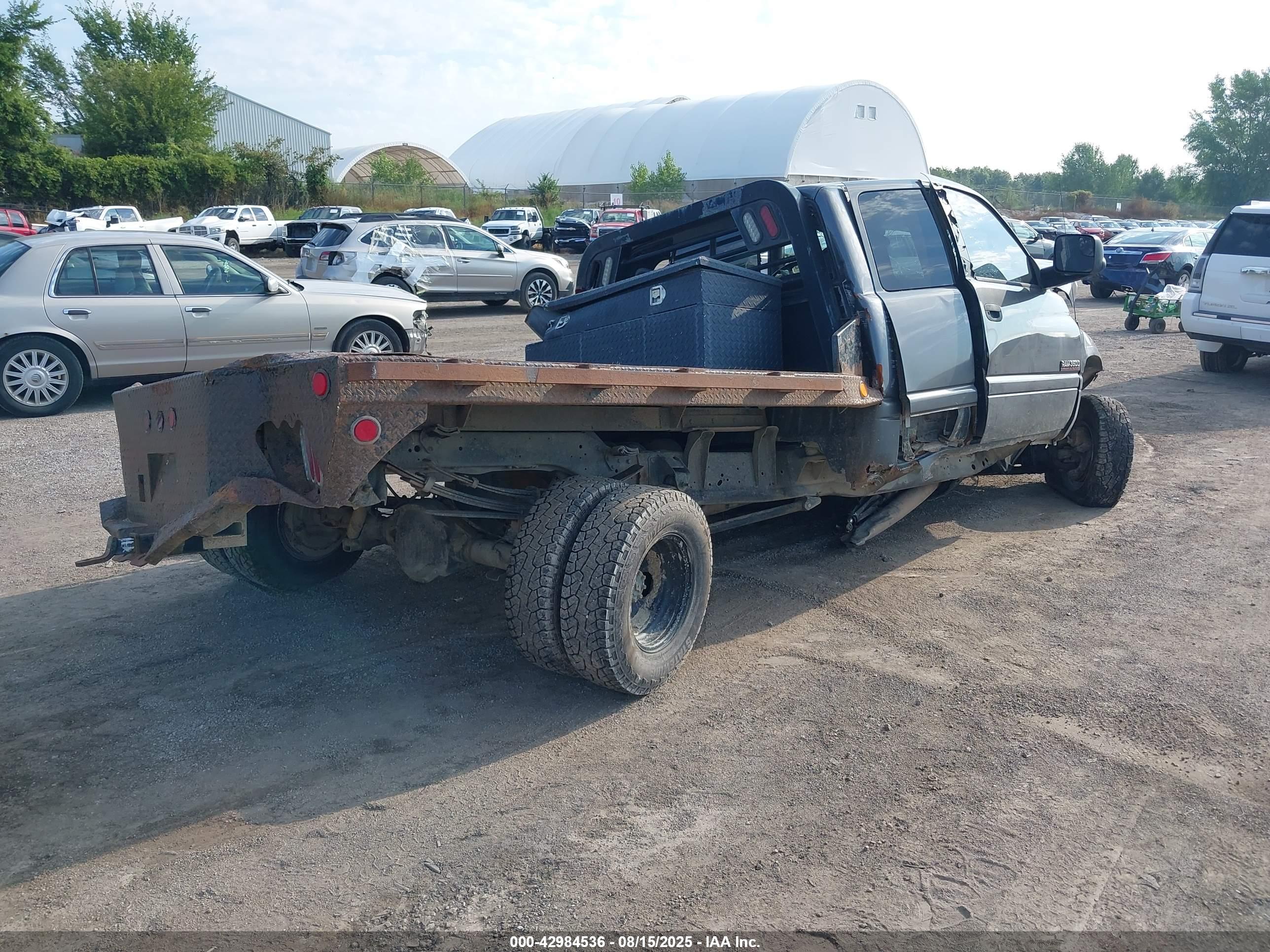 DODGE RAM image 4