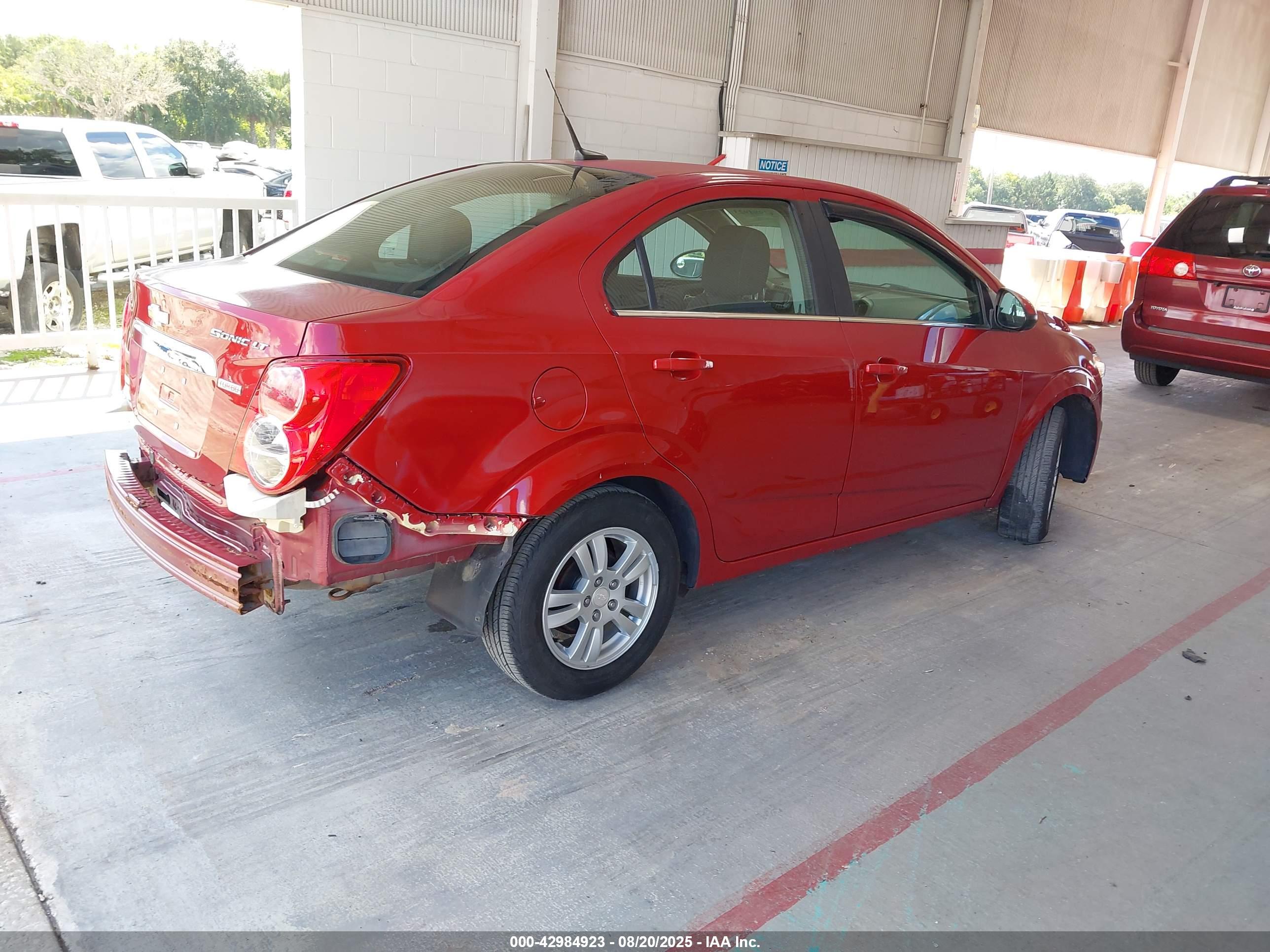 CHEVROLET SONIC image 4