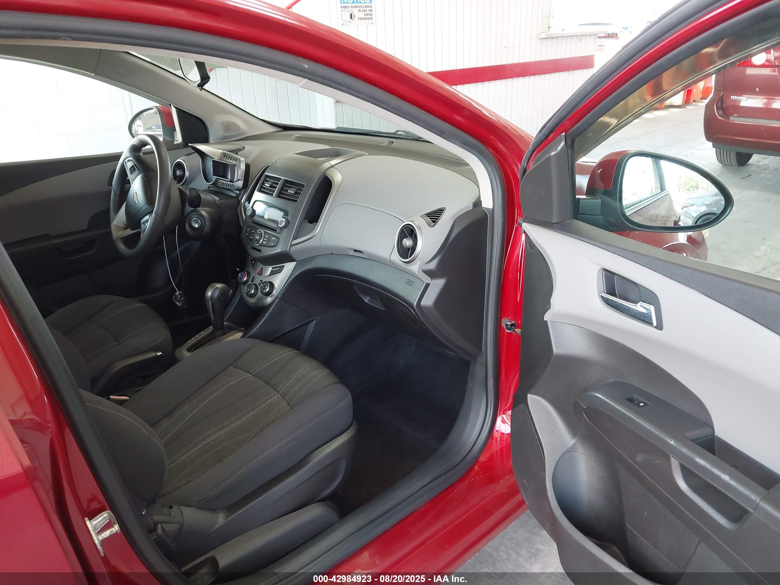 CHEVROLET SONIC image 5