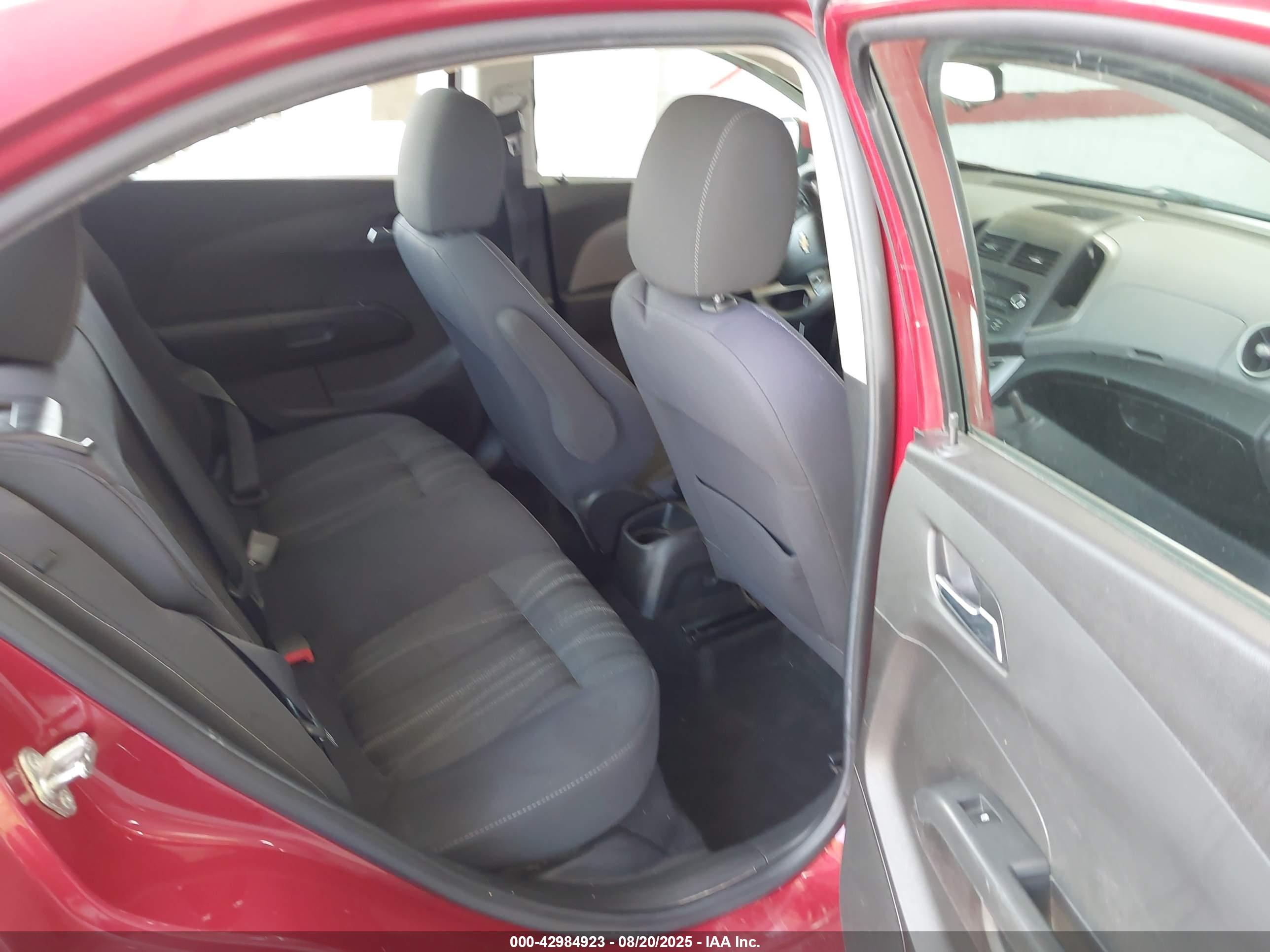 CHEVROLET SONIC image 8