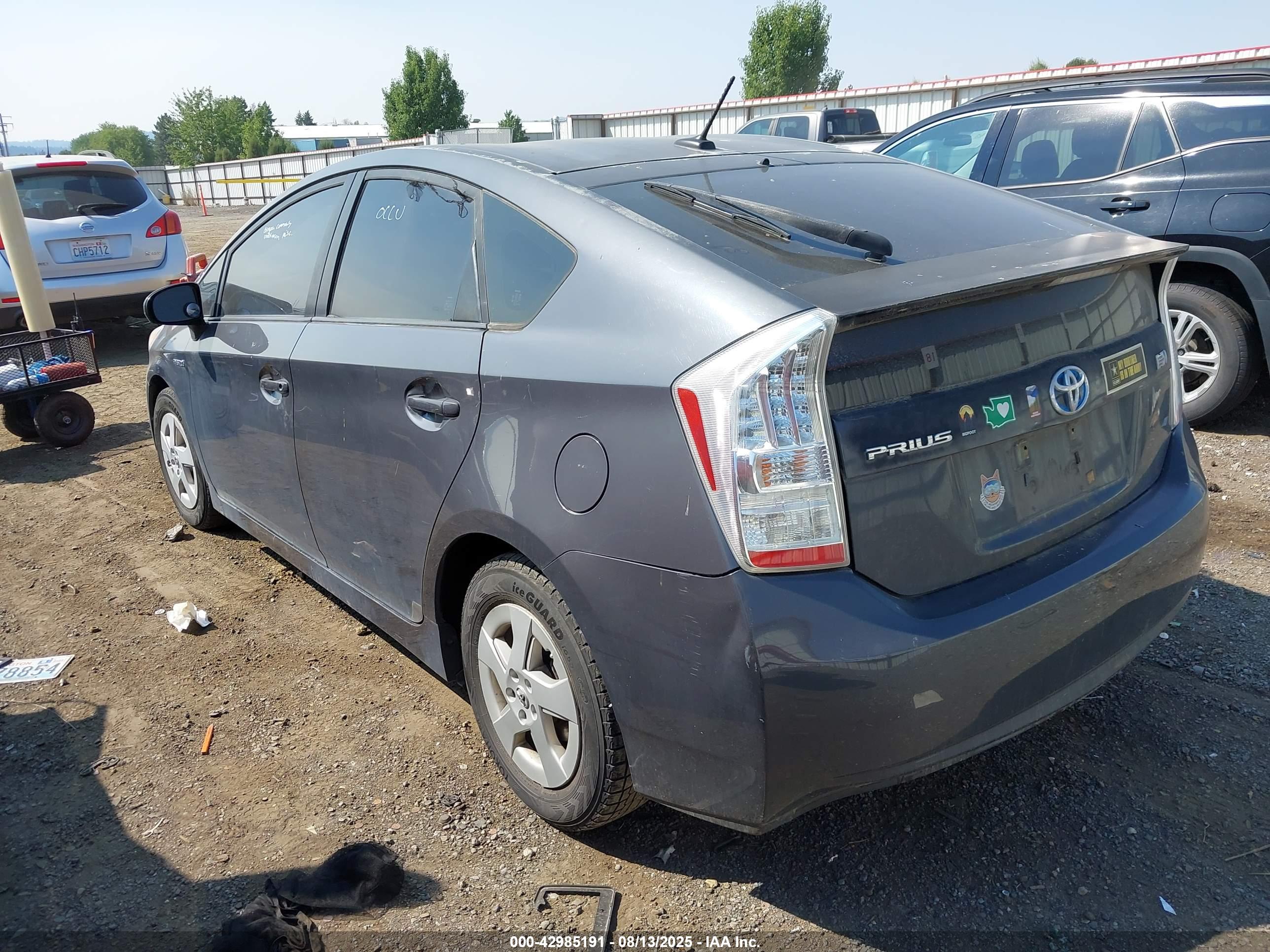 TOYOTA PRIUS image 3