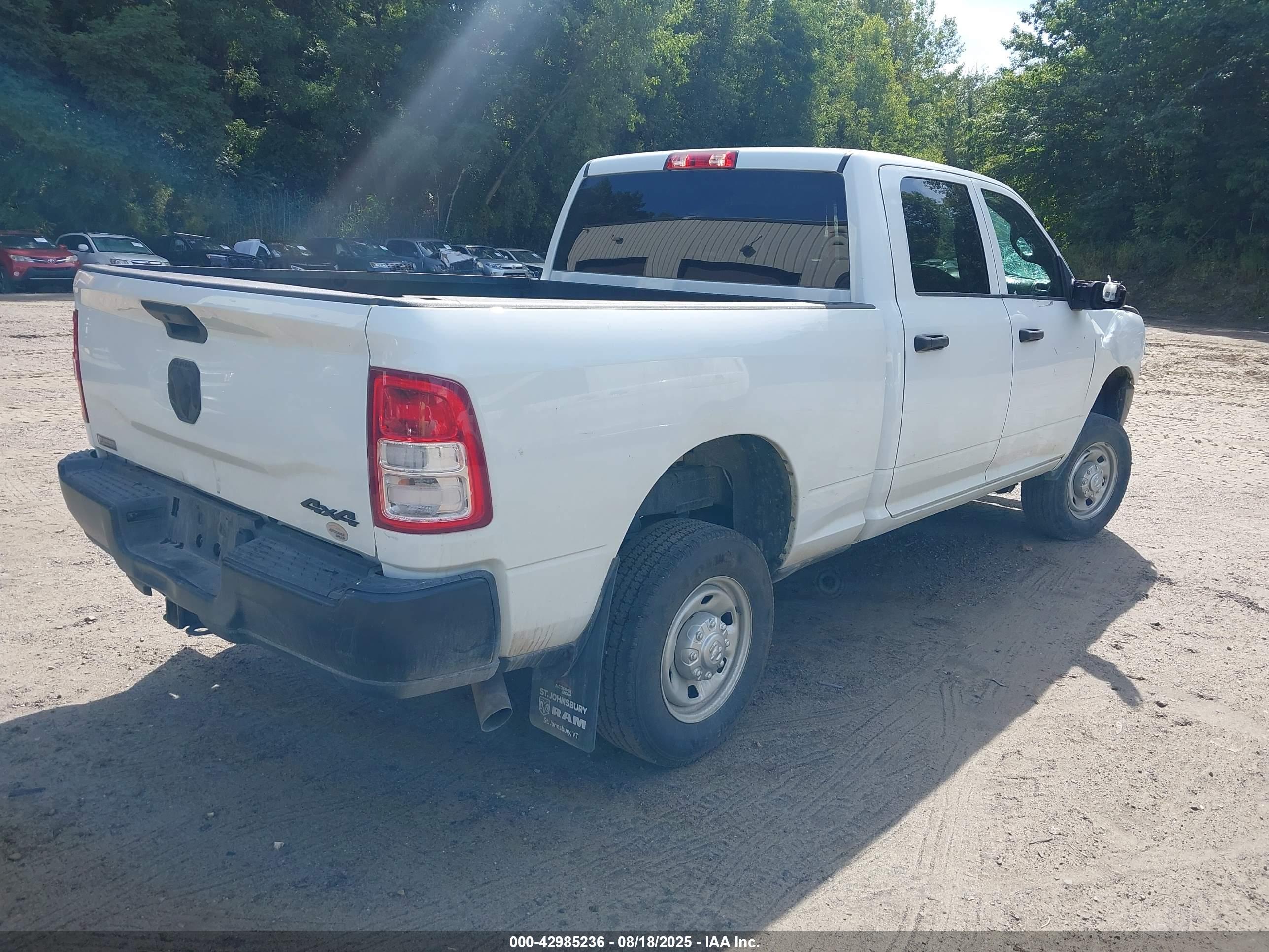 RAM 2500 image 4