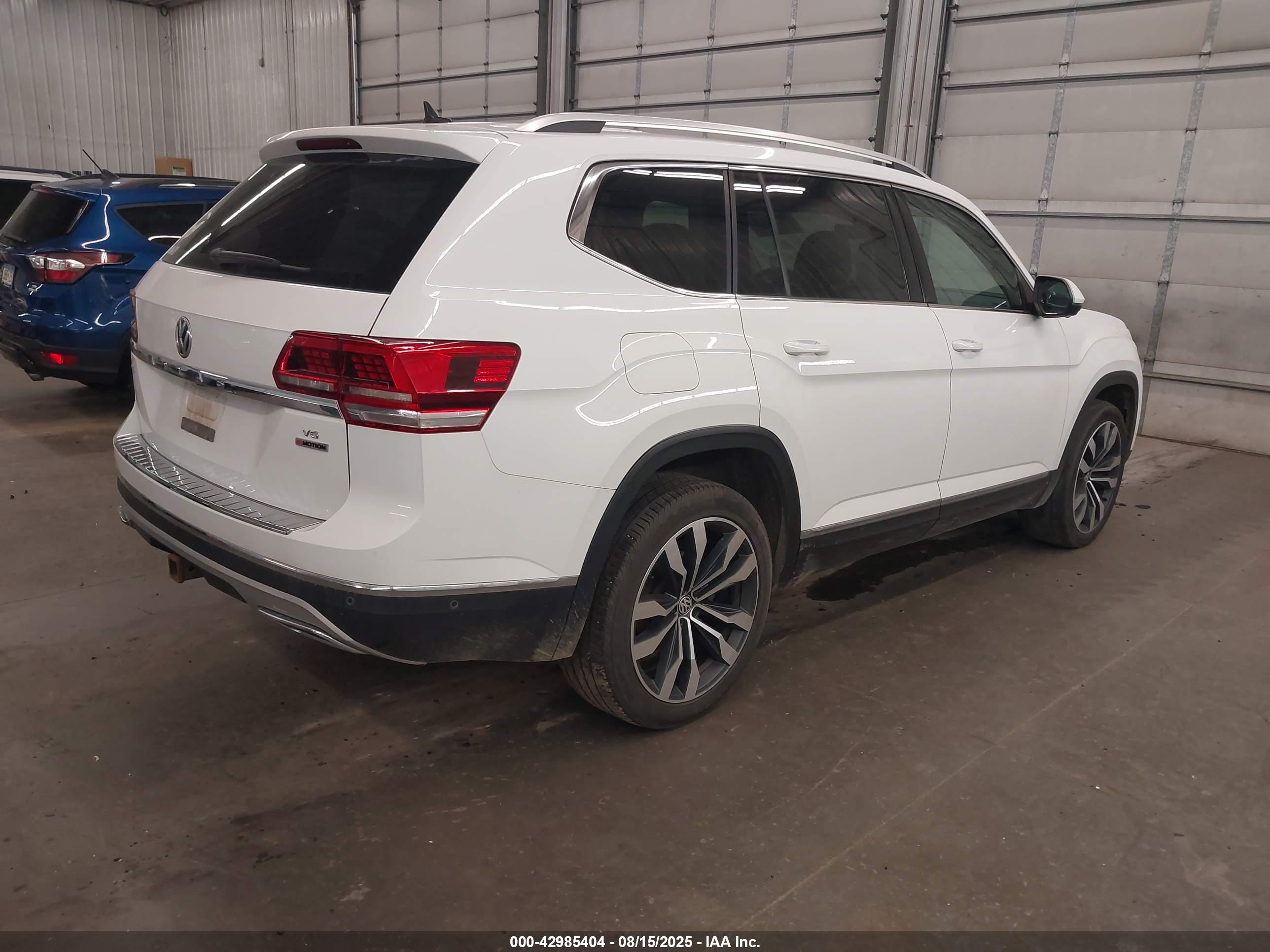 VOLKSWAGEN ATLAS image 4