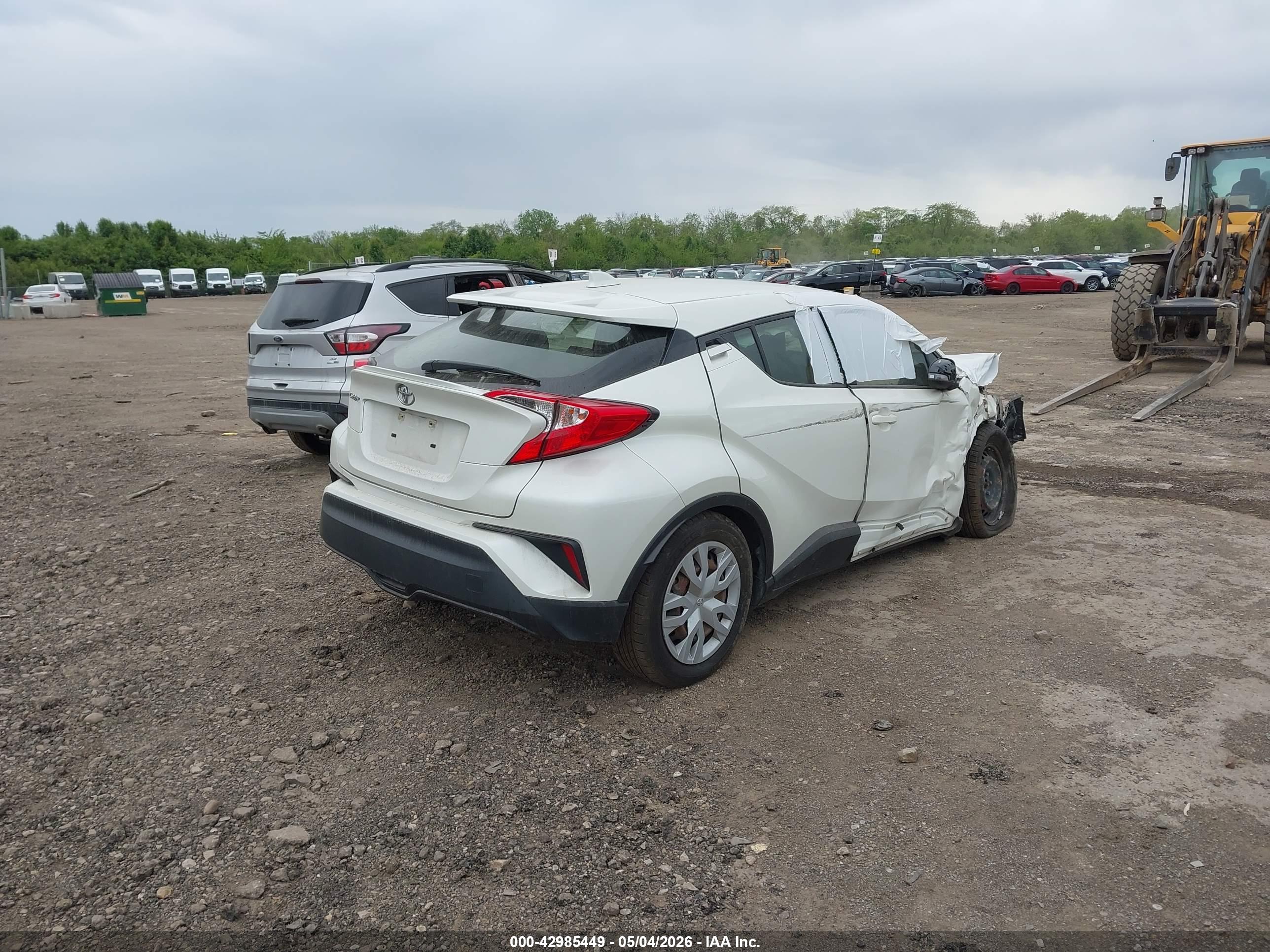 TOYOTA C-HR image 4