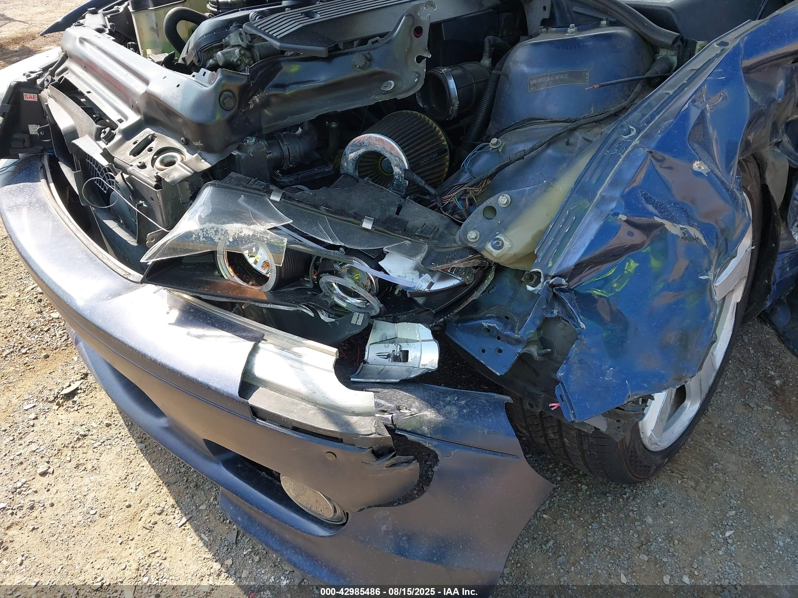 BMW 325CI image 6