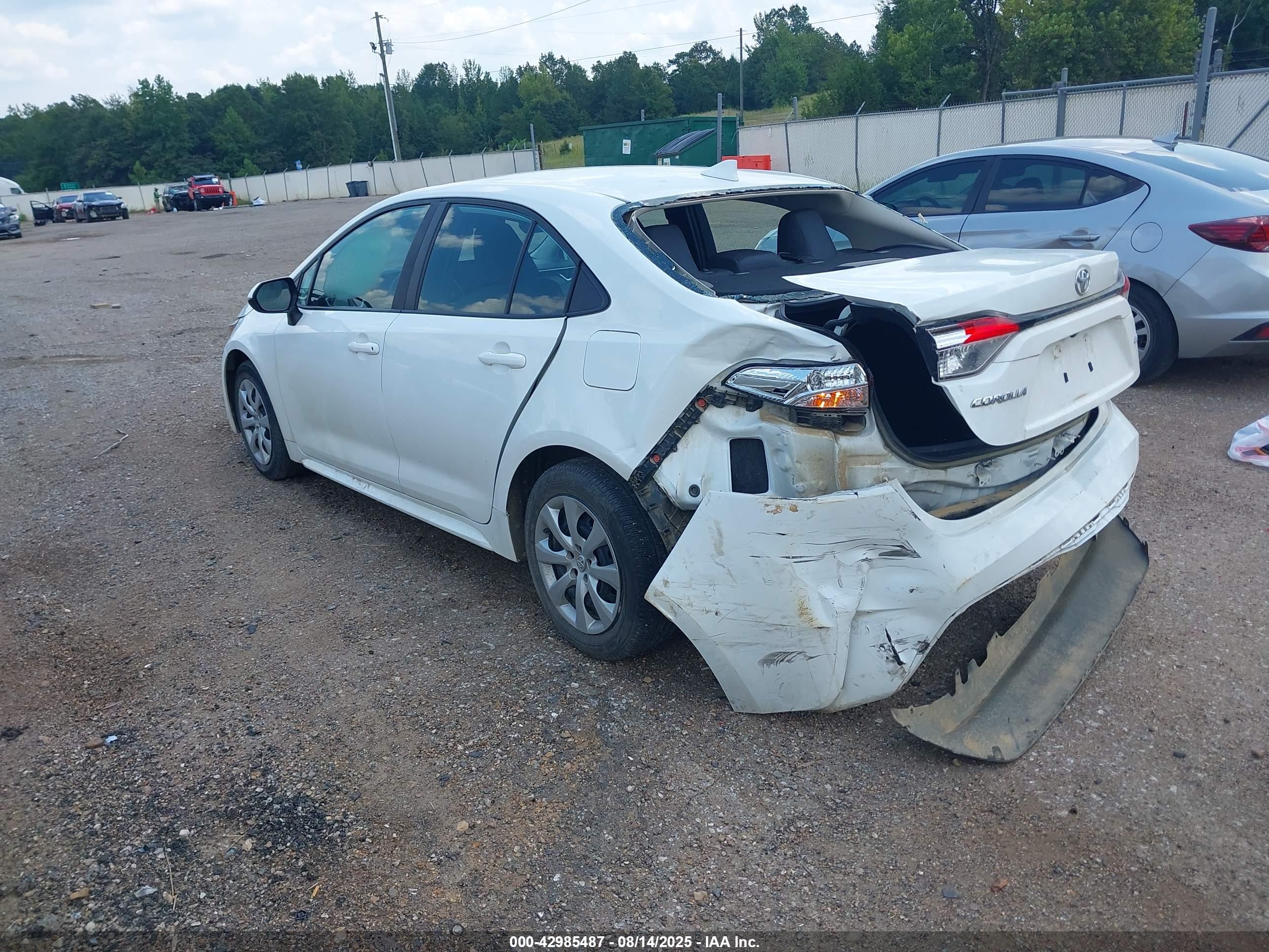 TOYOTA COROLLA image 3