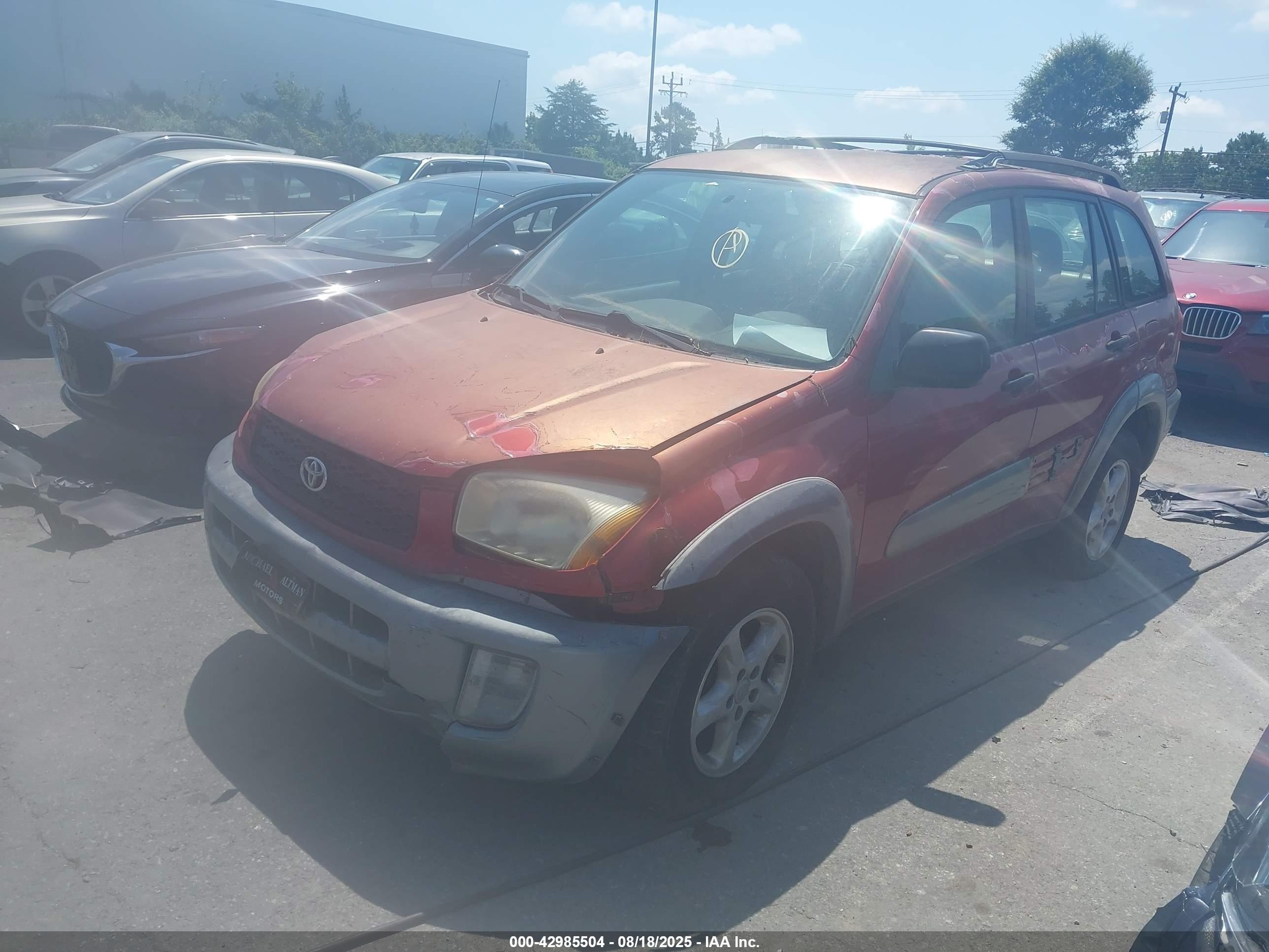 TOYOTA RAV4 image 2