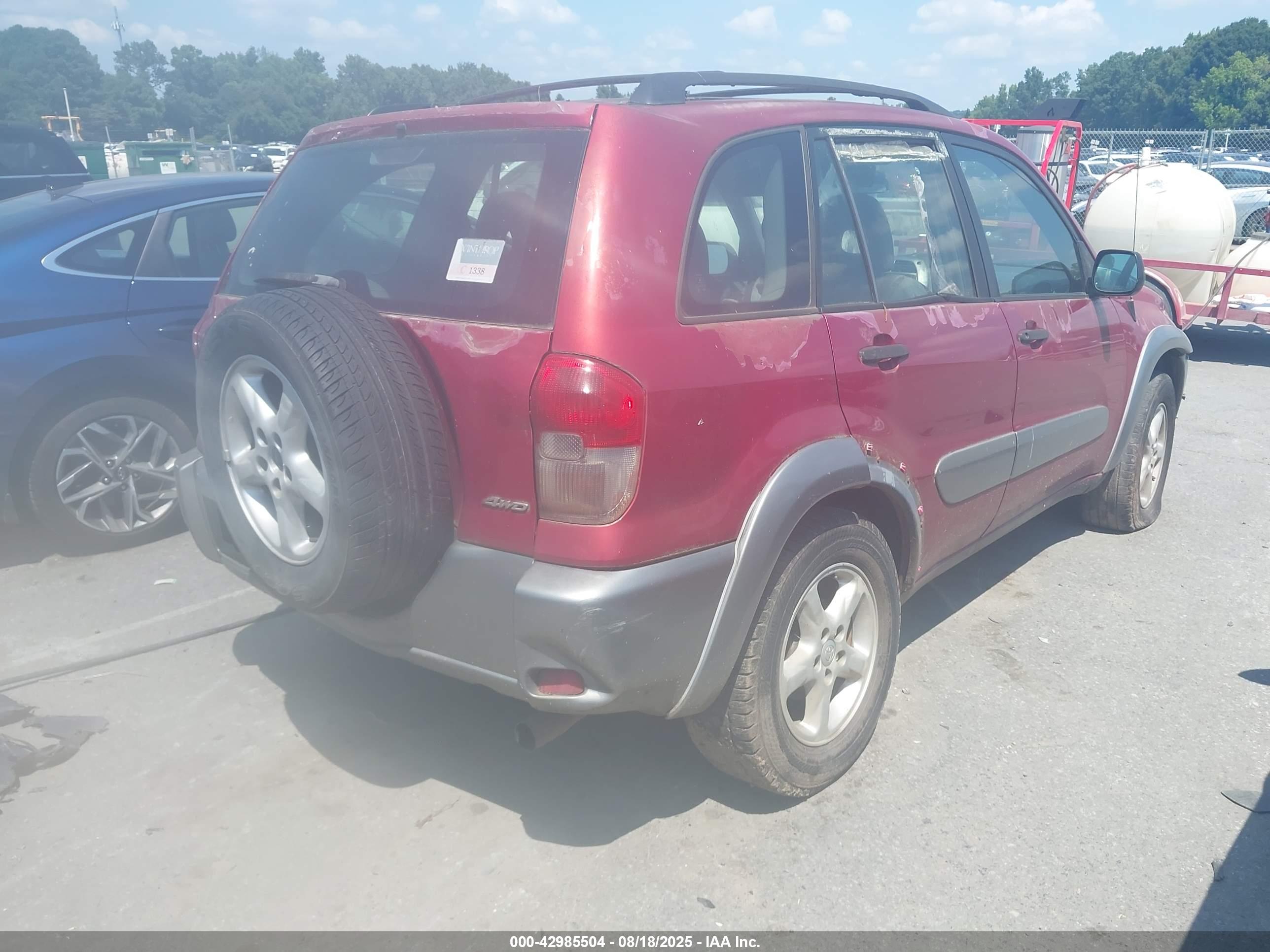 TOYOTA RAV4 image 4