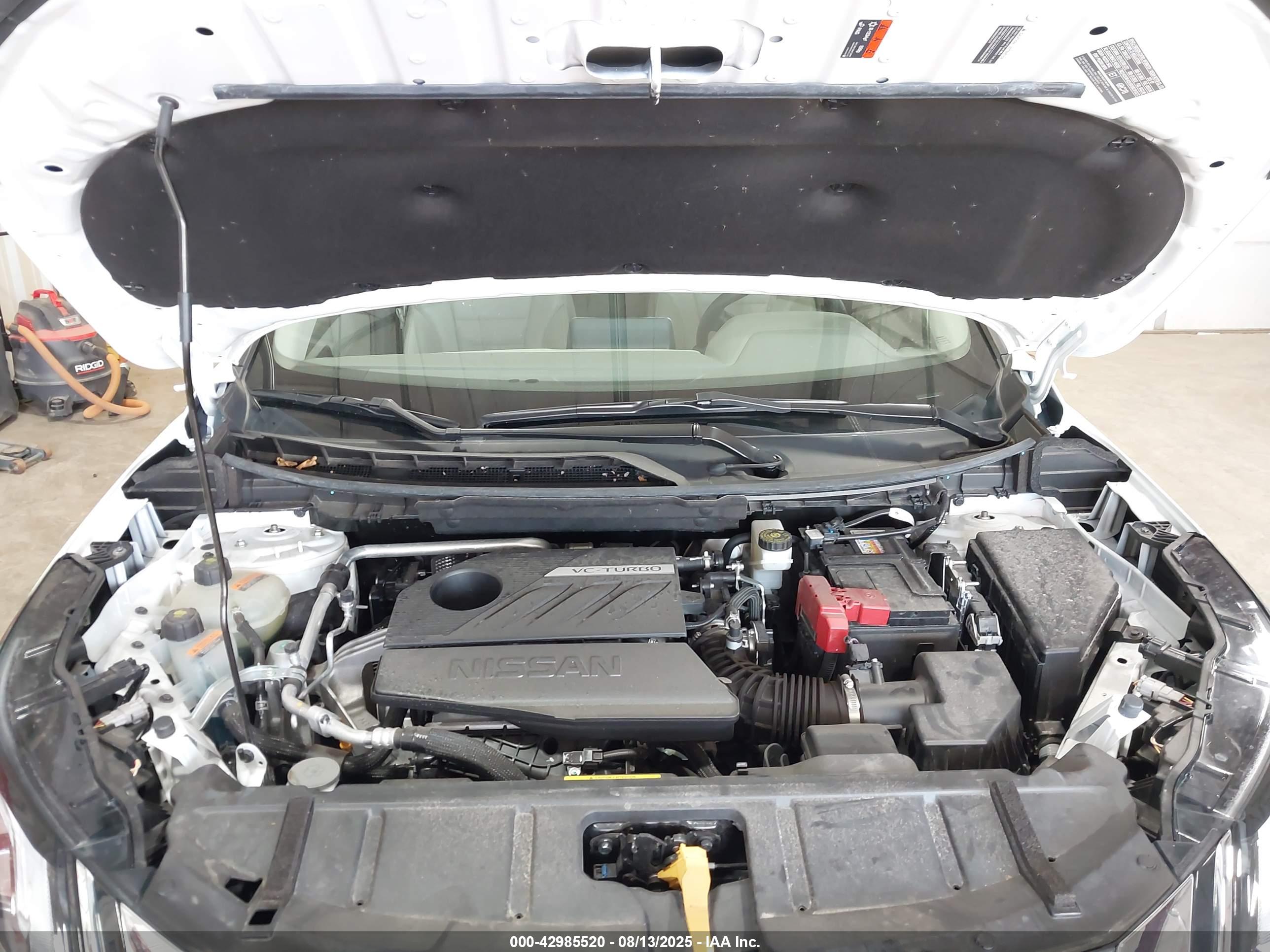 NISSAN ROGUE image 10