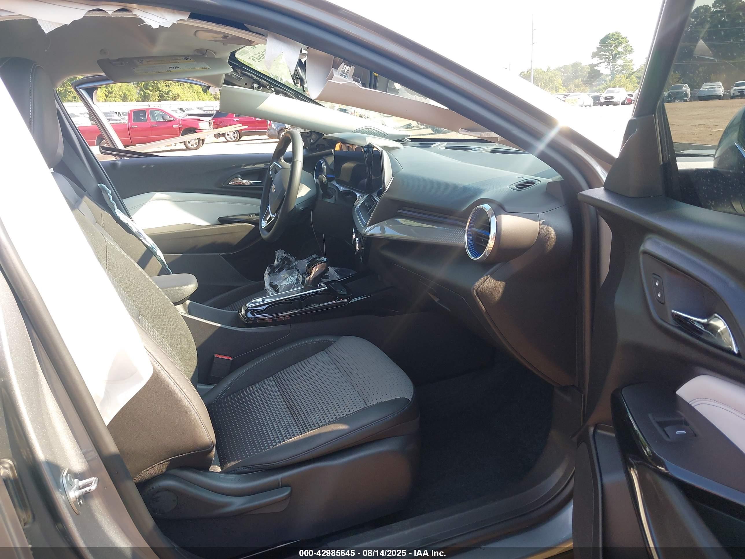 CHEVROLET TRAX image 5