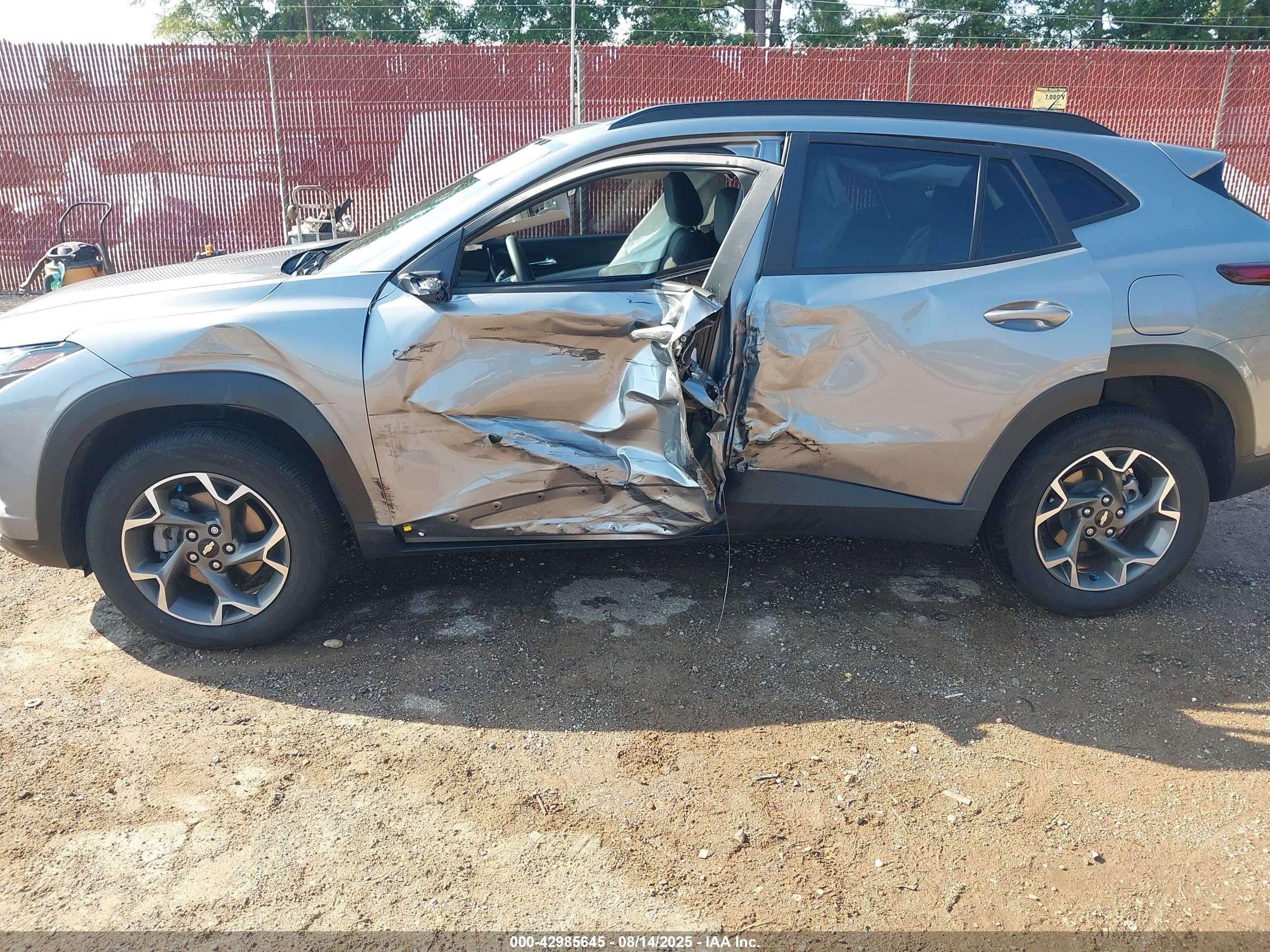 CHEVROLET TRAX image 6