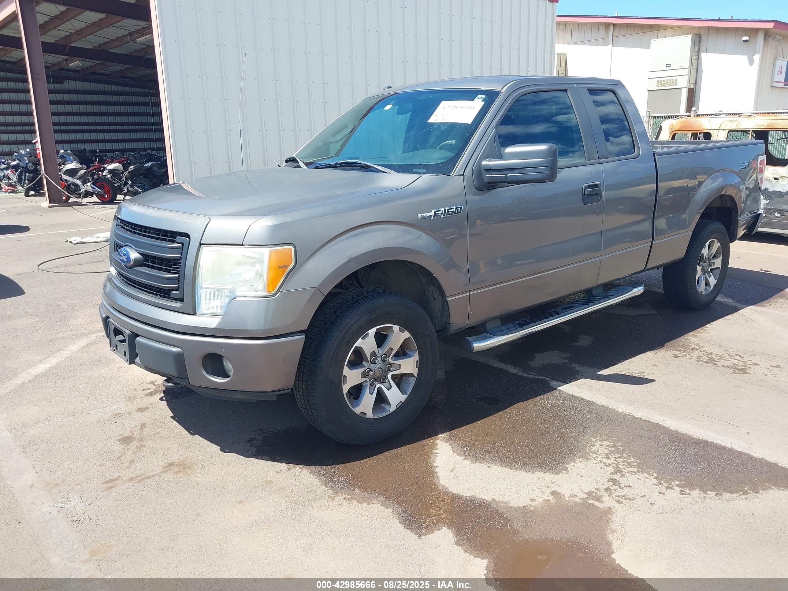 FORD F-150 image 2