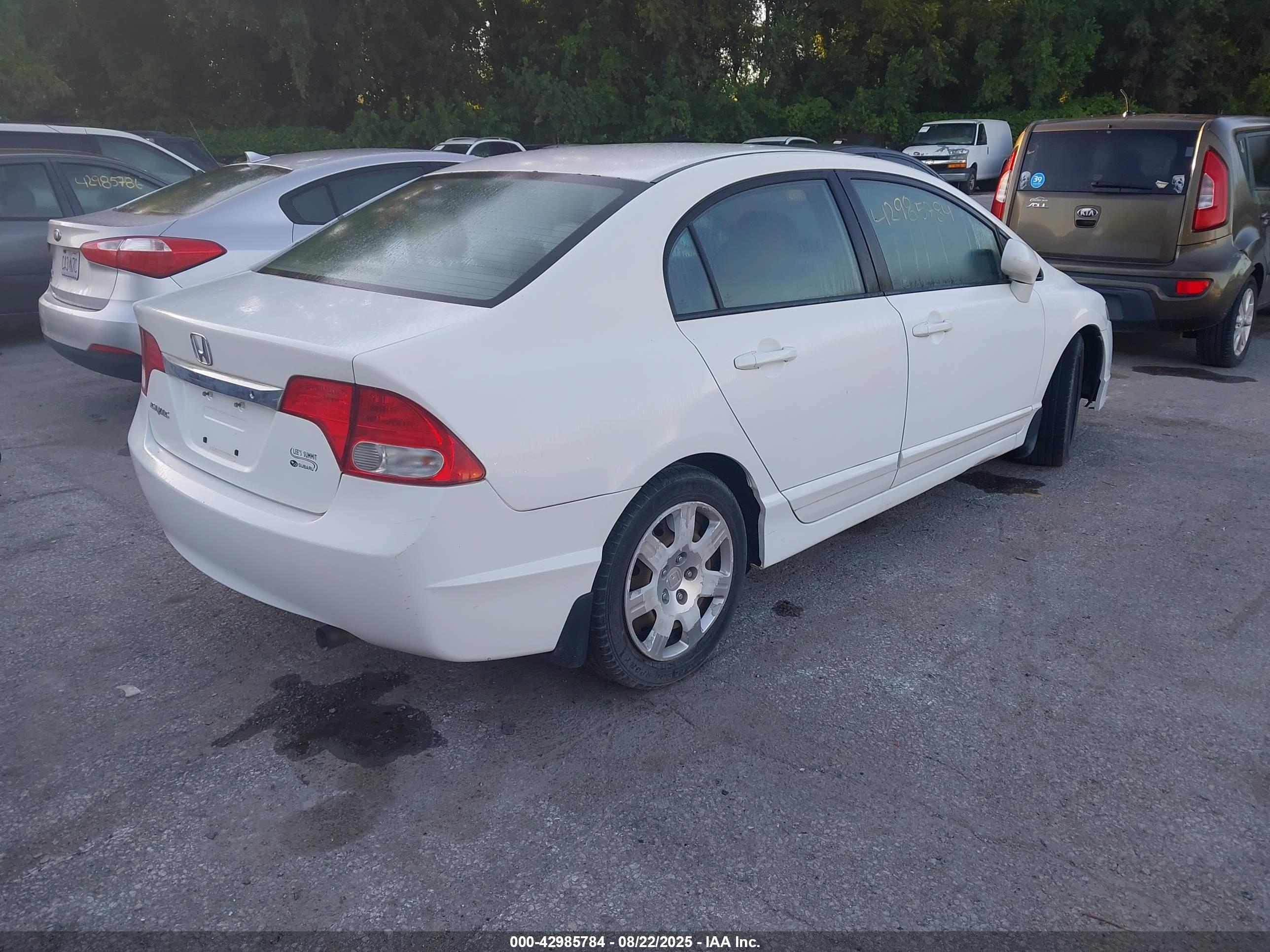 HONDA CIVIC image 4