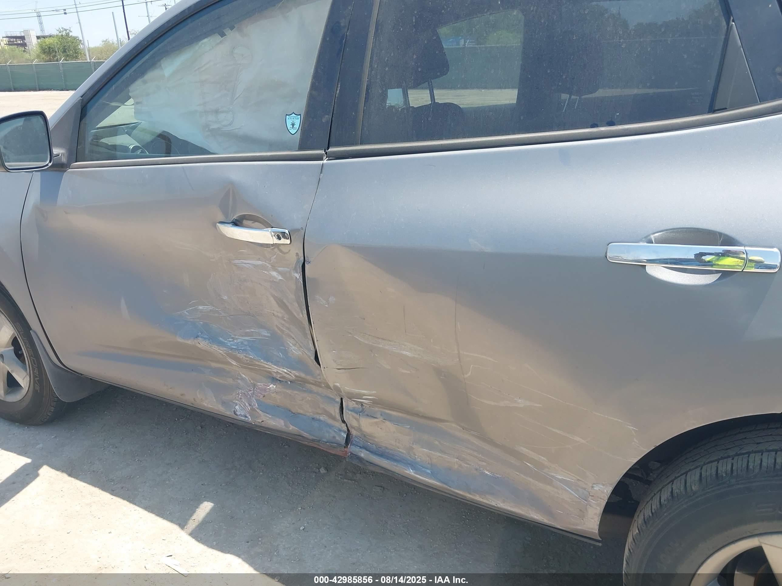 NISSAN ROGUE image 6