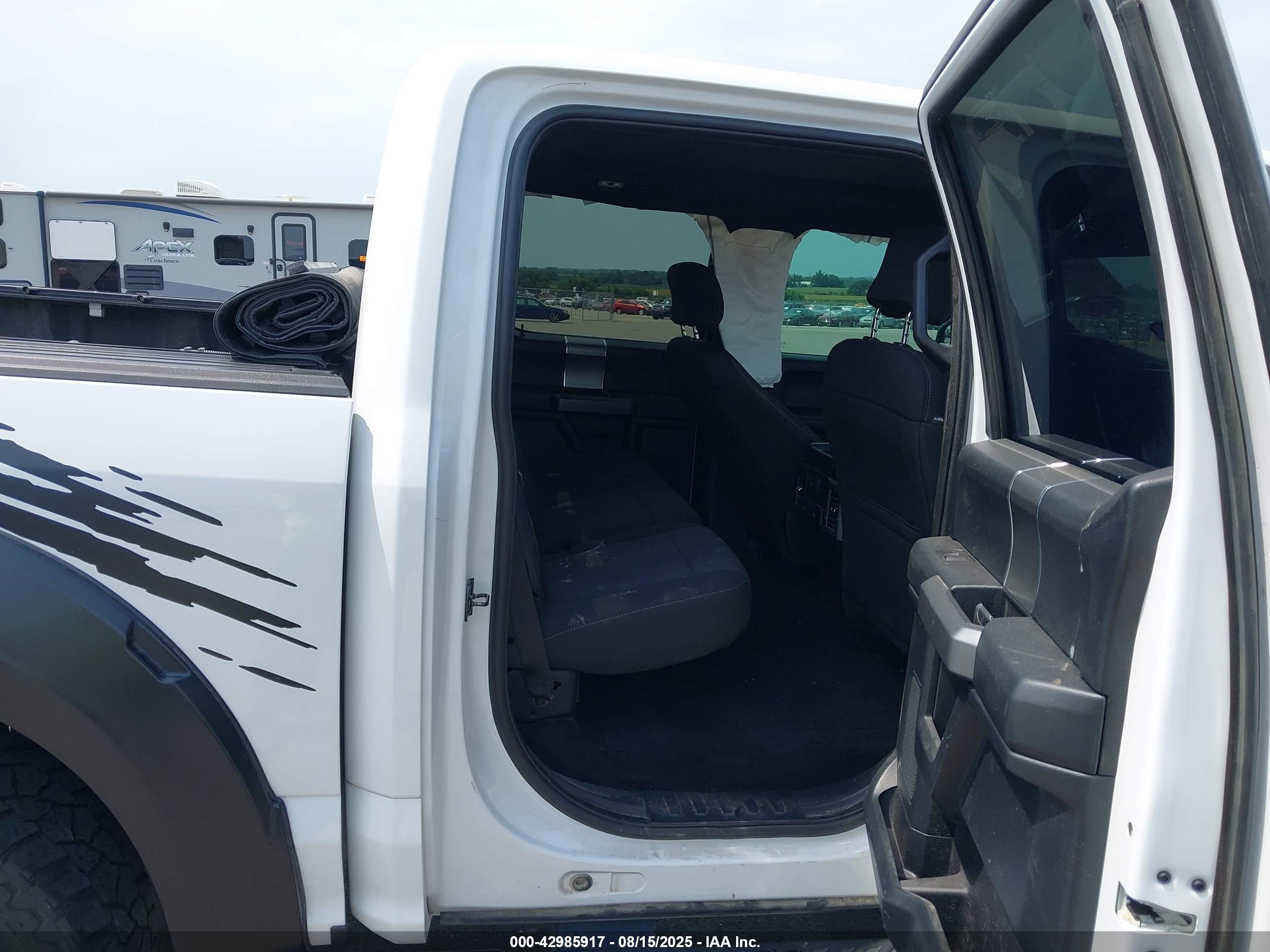 FORD F-150 image 8