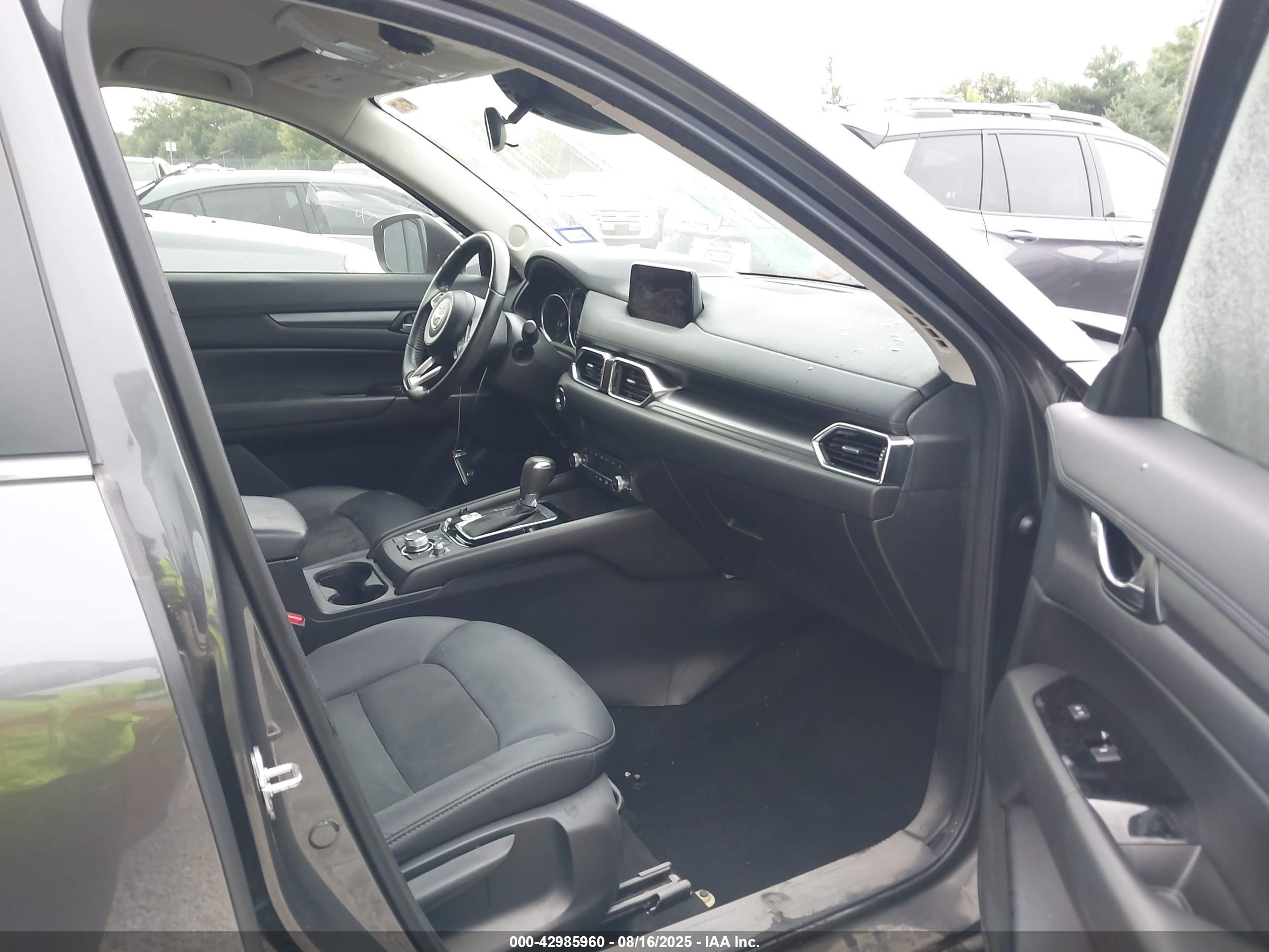 MAZDA CX-5 image 5
