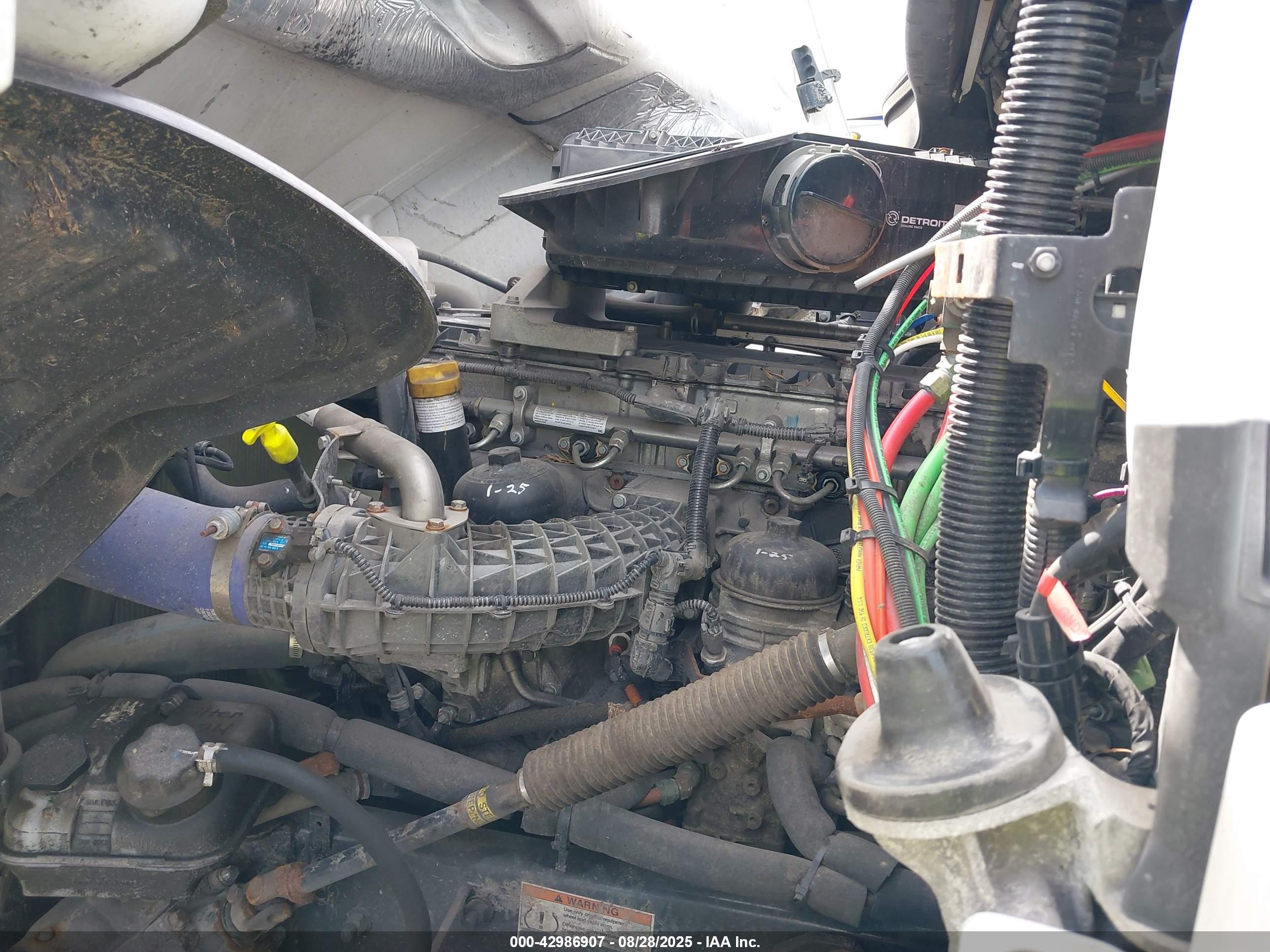 FREIGHTLINER NEW image 10