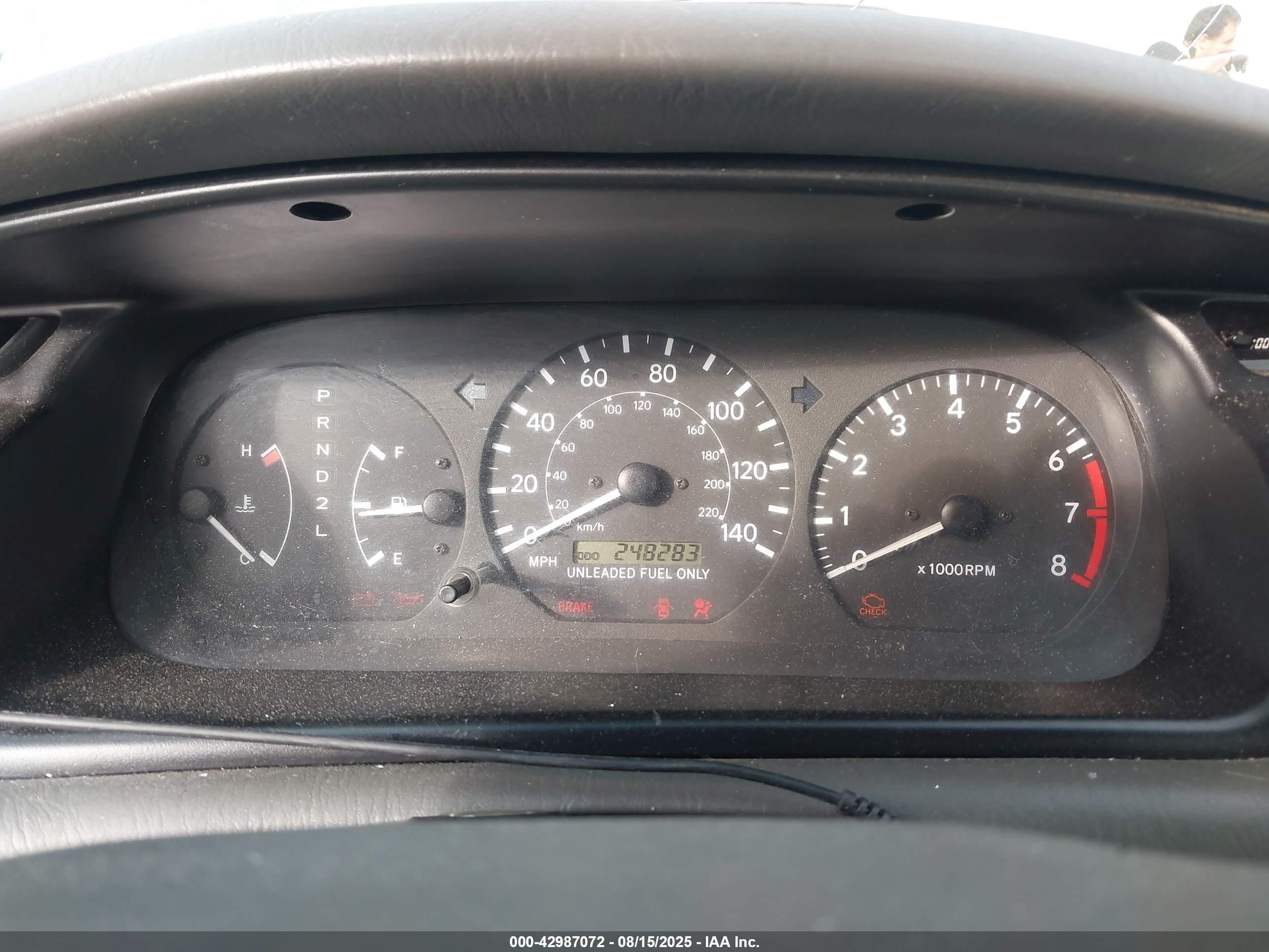 TOYOTA CAMRY image 7