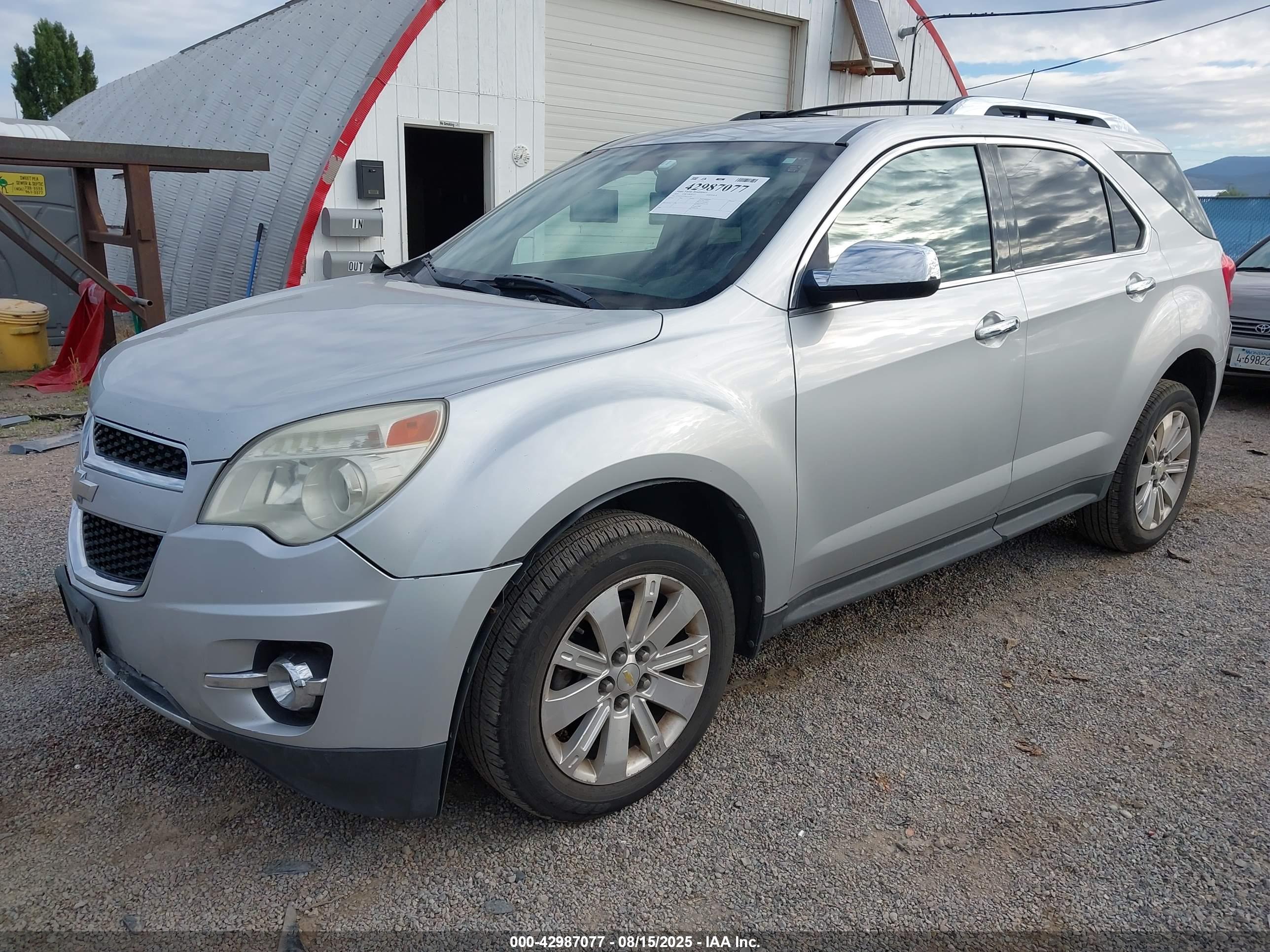 CHEVROLET EQUINOX image 2