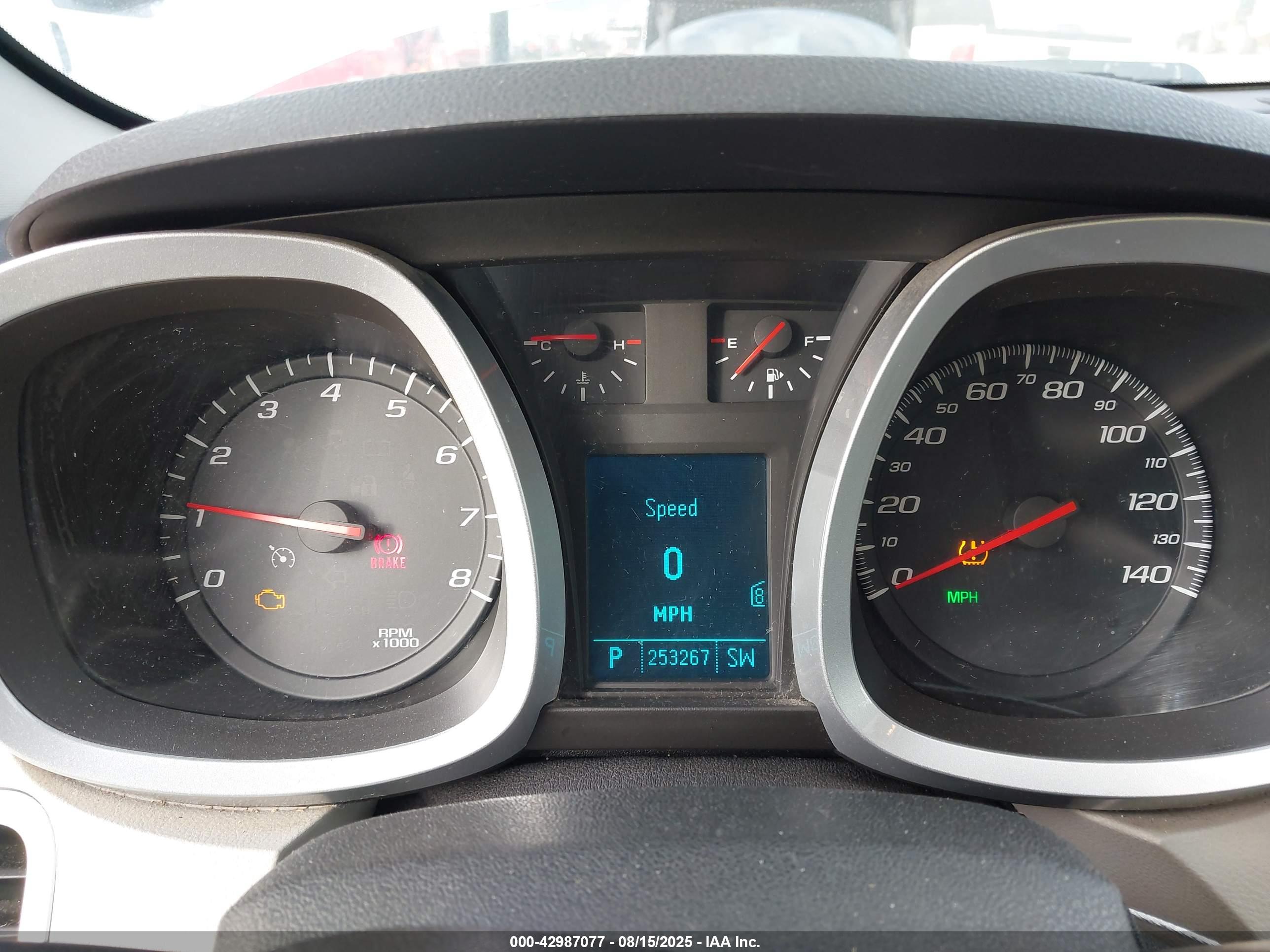 CHEVROLET EQUINOX image 7