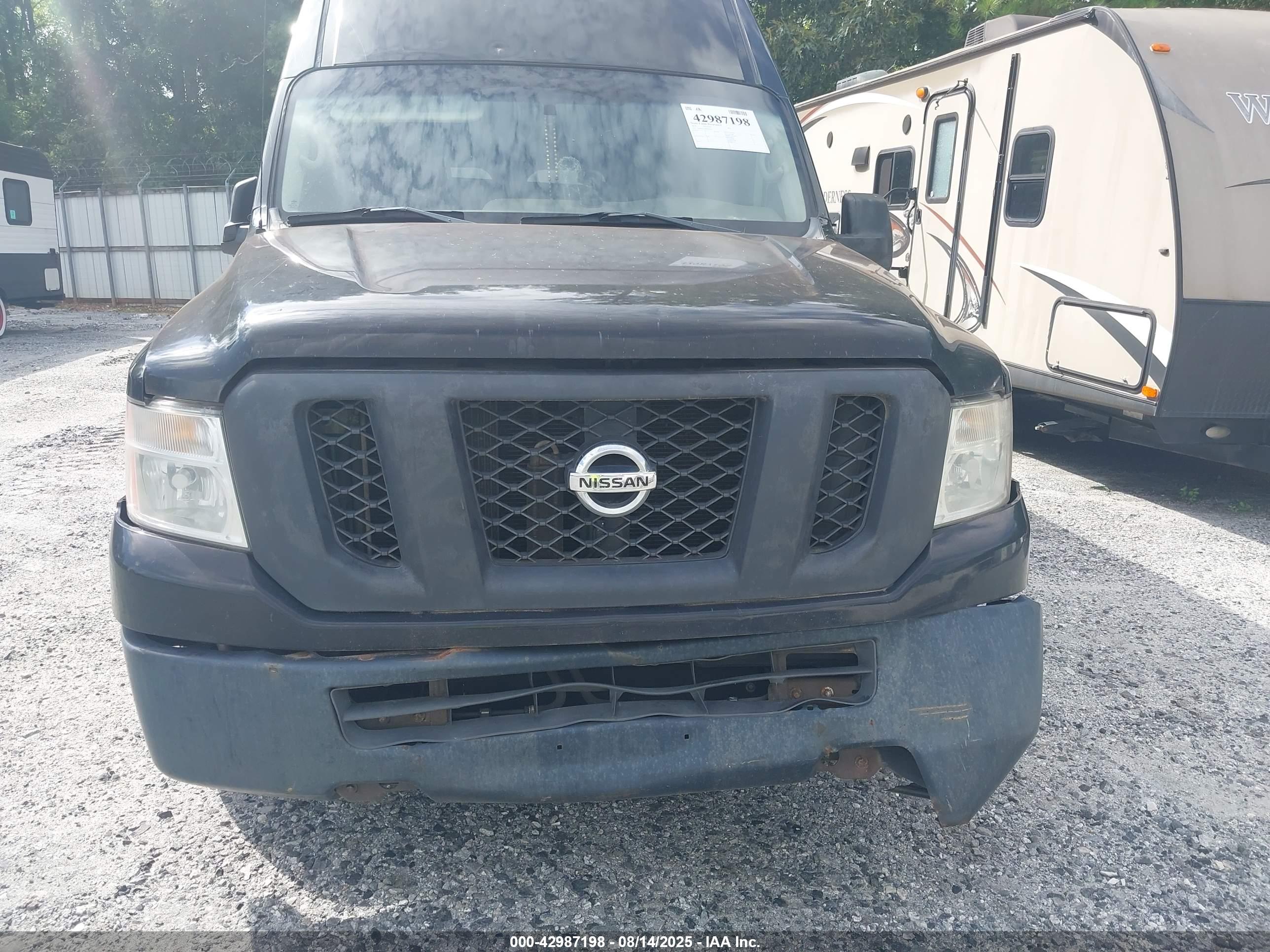 NISSAN NV image 6