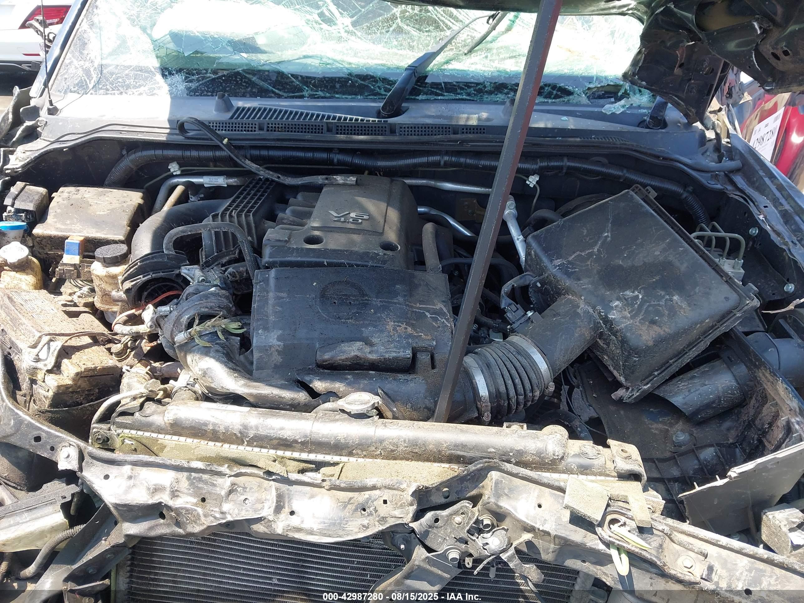 NISSAN FRONTIER image 10