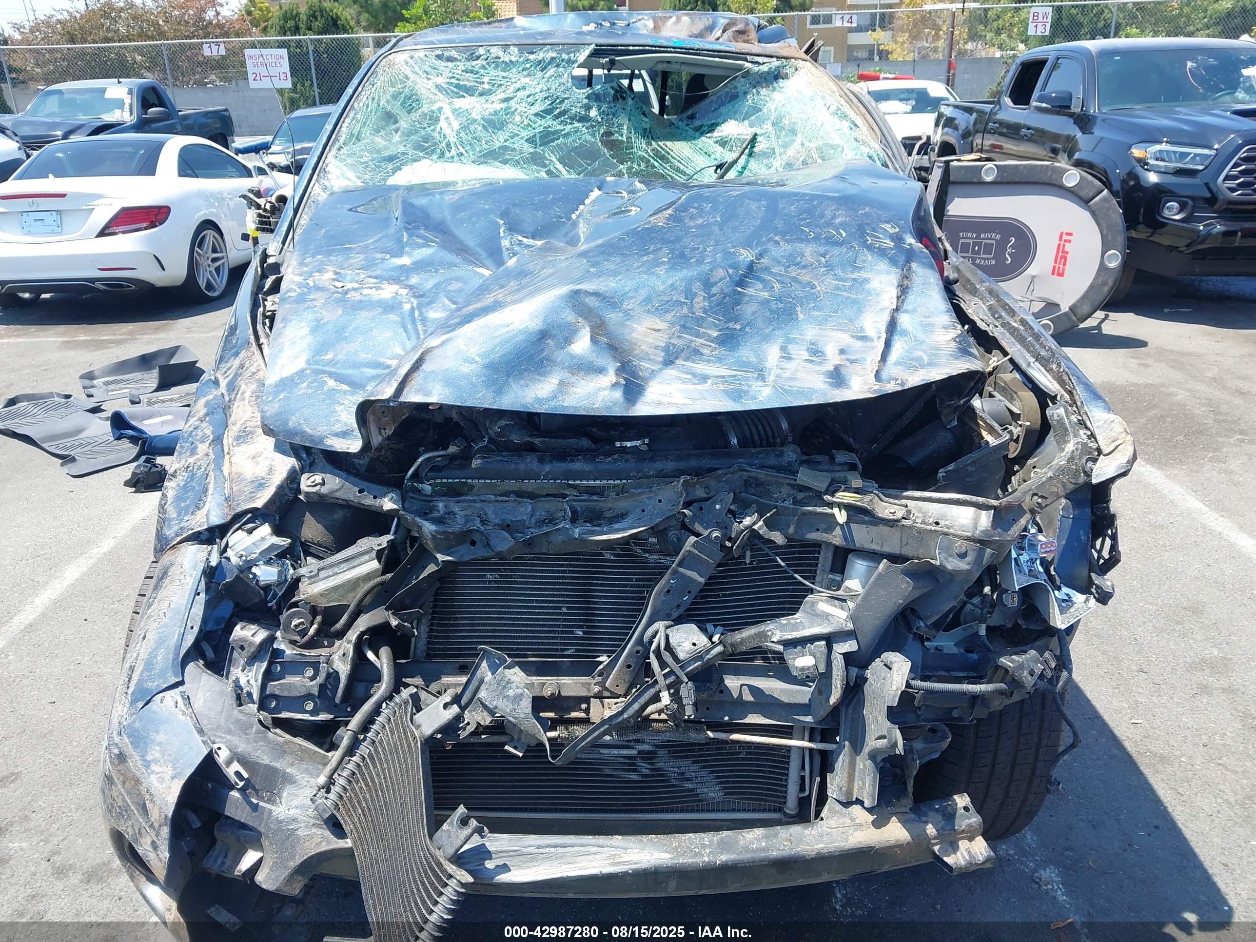 NISSAN FRONTIER image 6