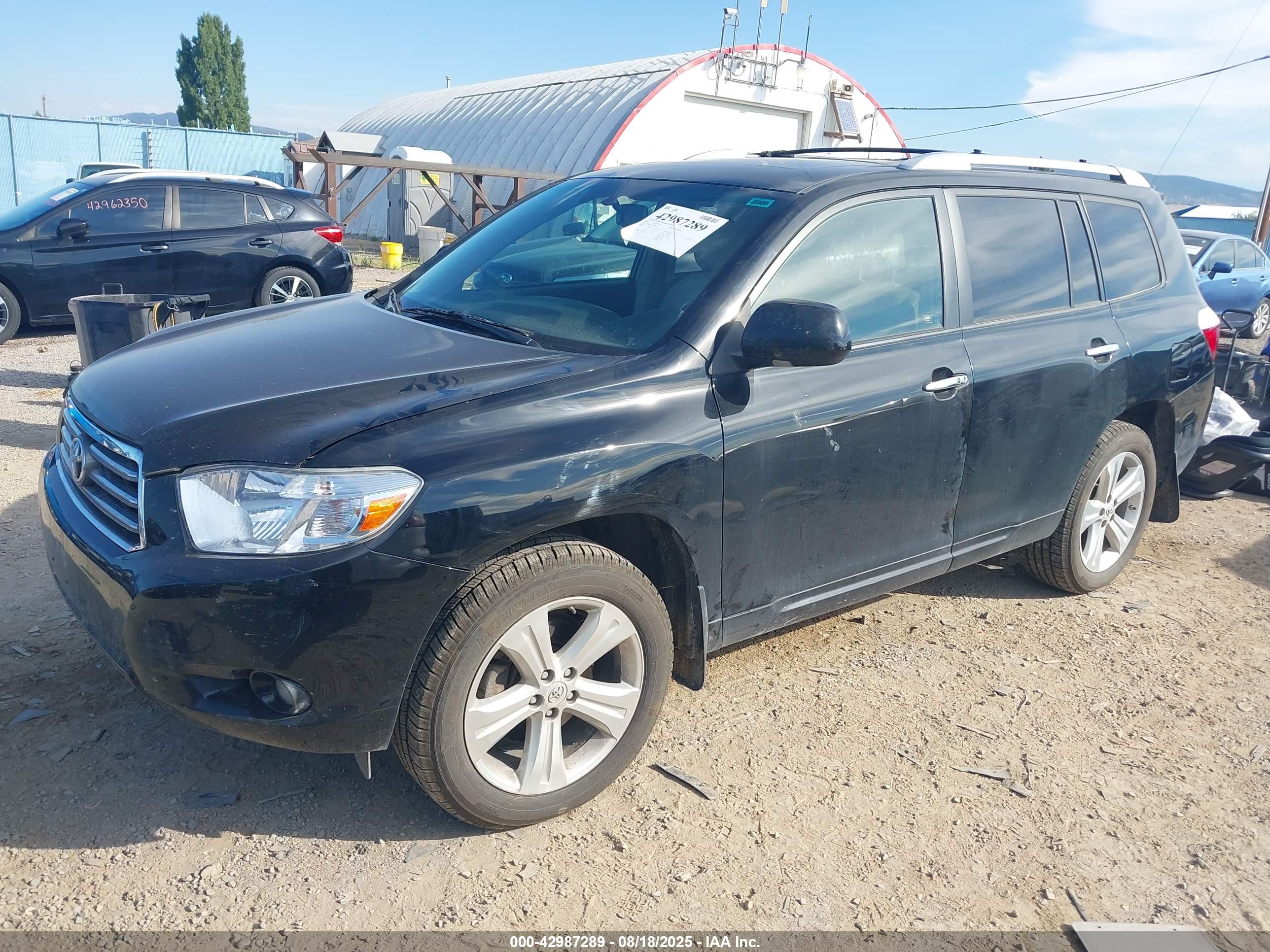 TOYOTA HIGHLANDER image 2