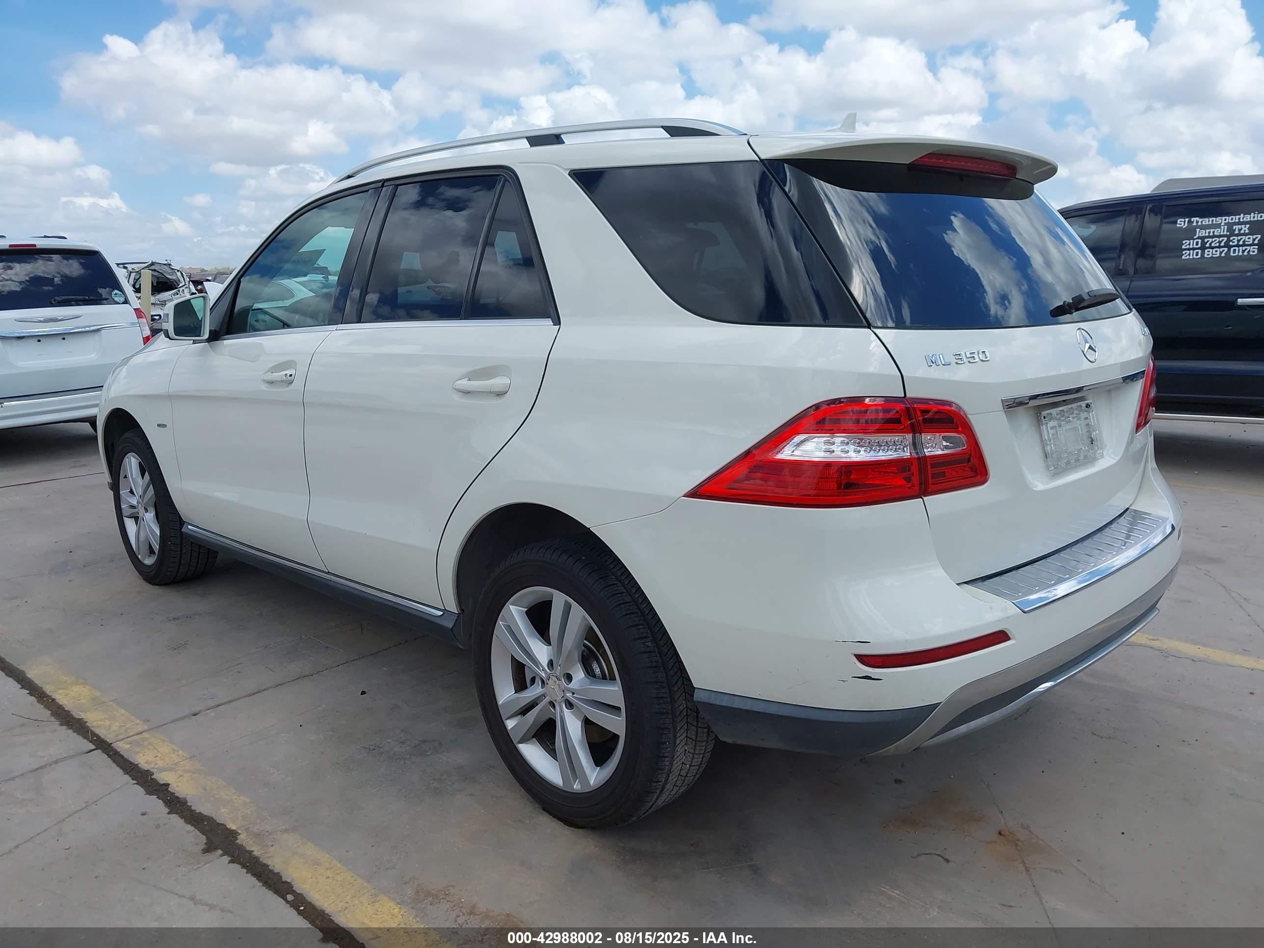 MERCEDES-BENZ ML image 3