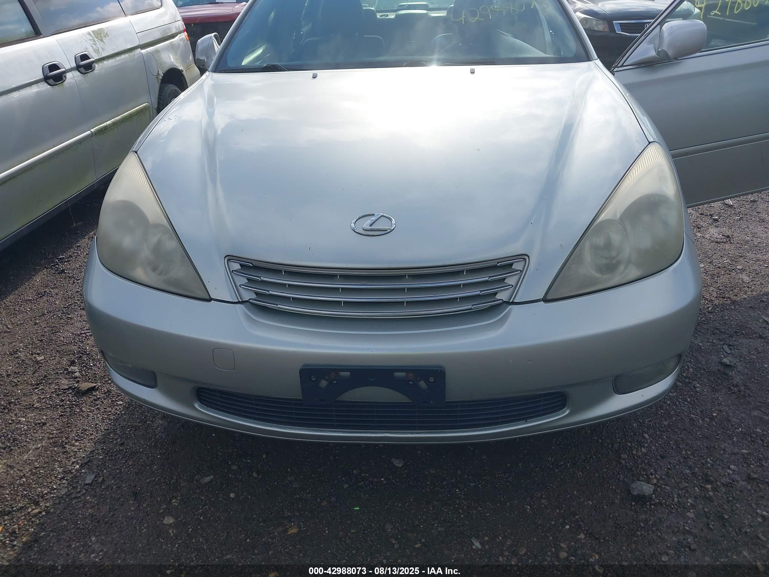 LEXUS ES image 6