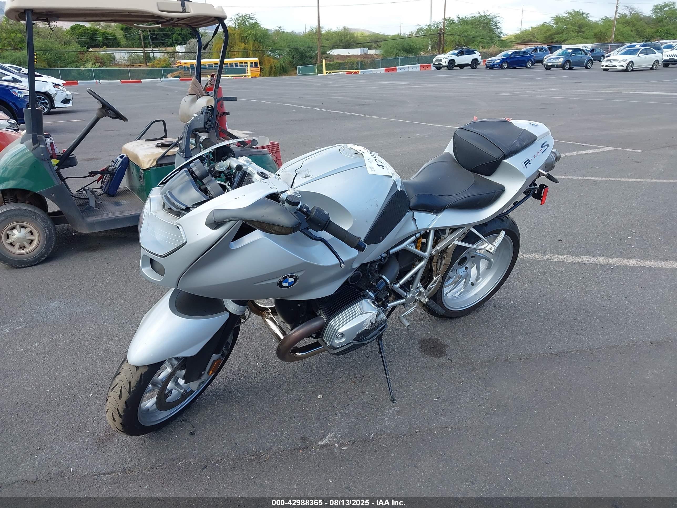 BMW R1200 image 2
