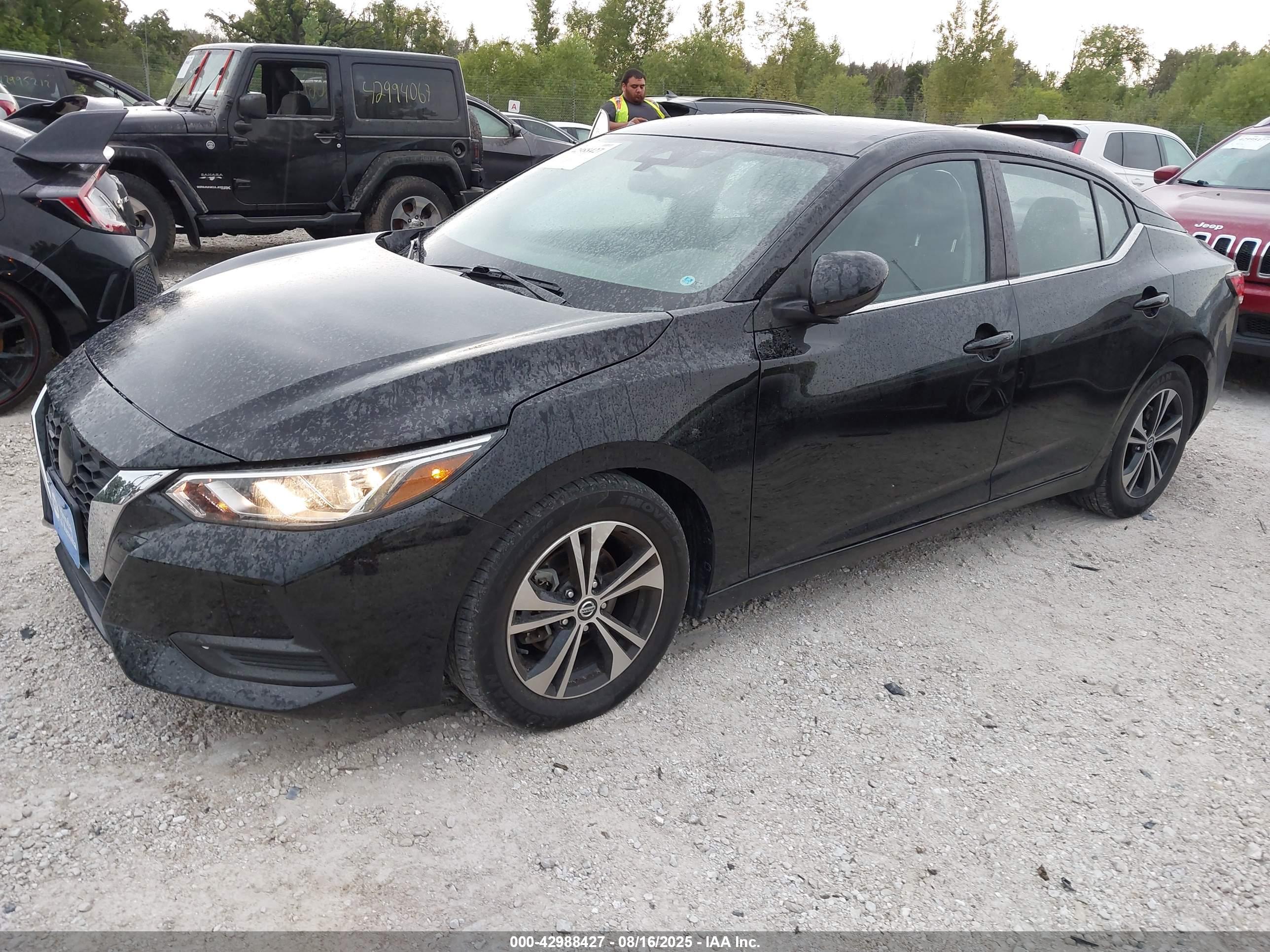 NISSAN SENTRA image 2