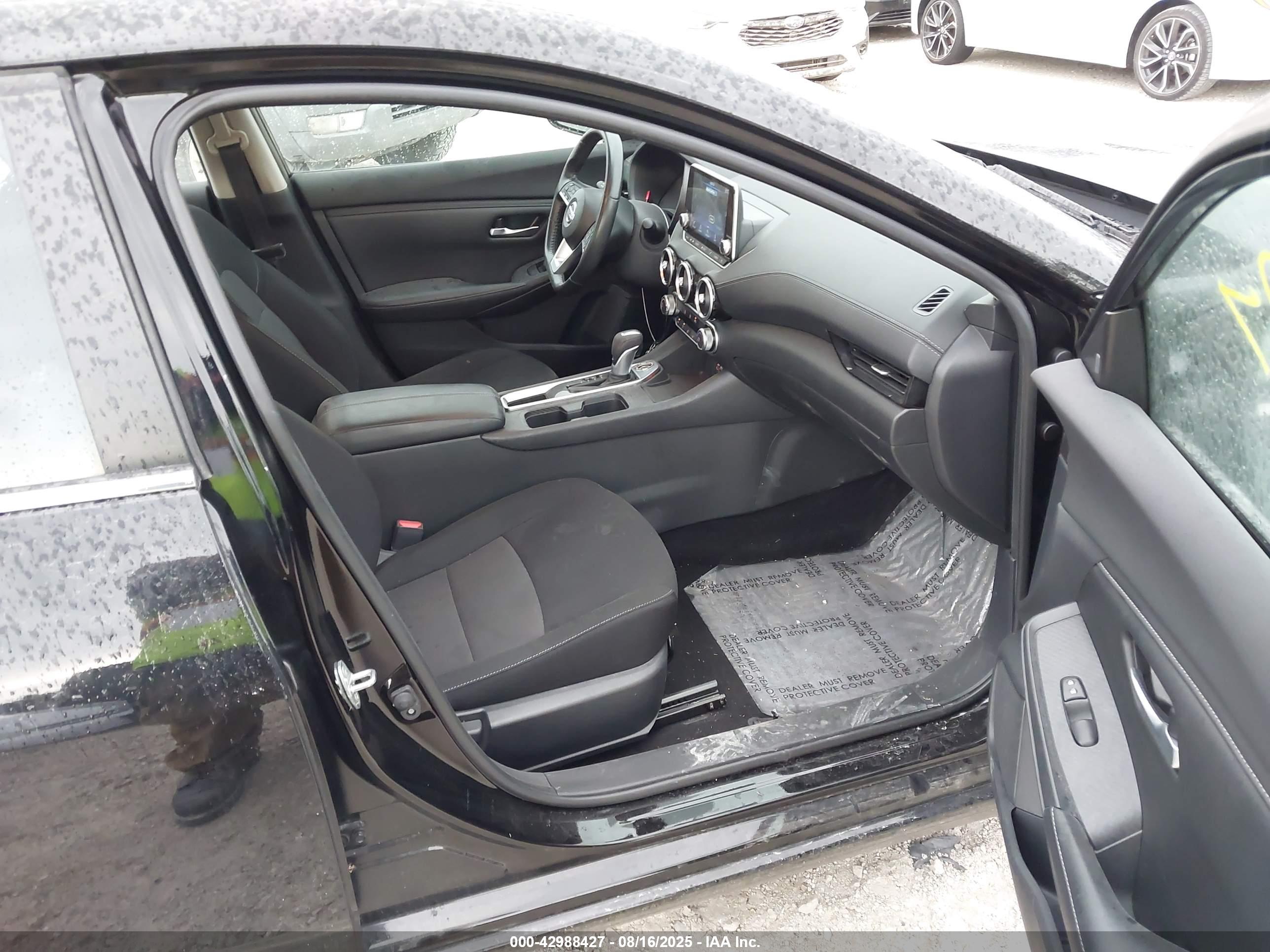 NISSAN SENTRA image 5